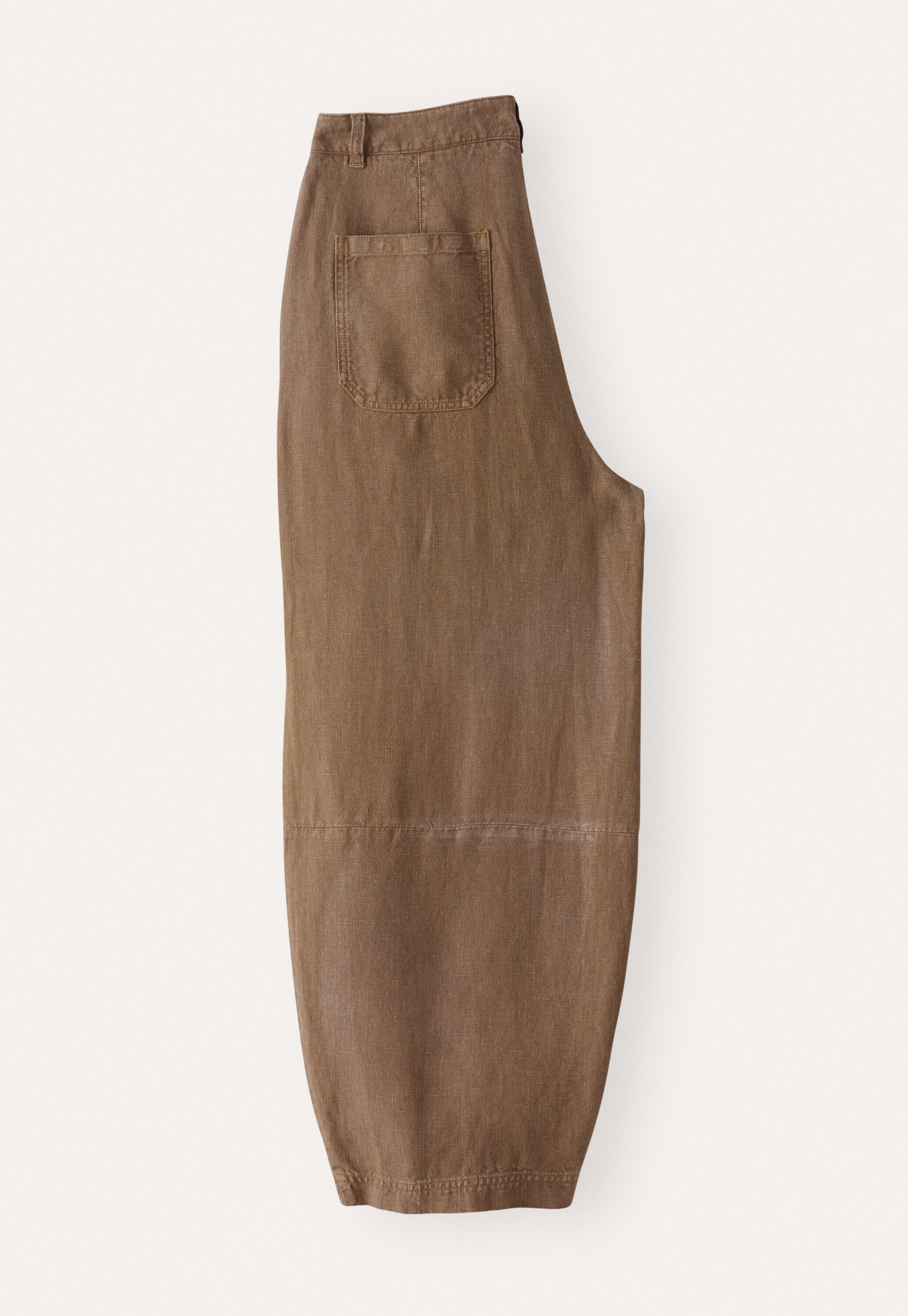 Barrel-leg trousers