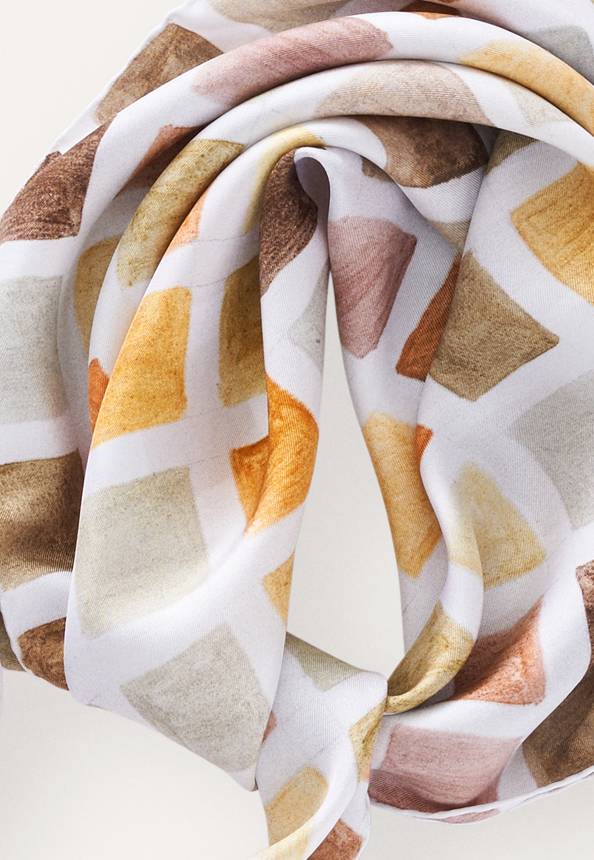 Square scarf