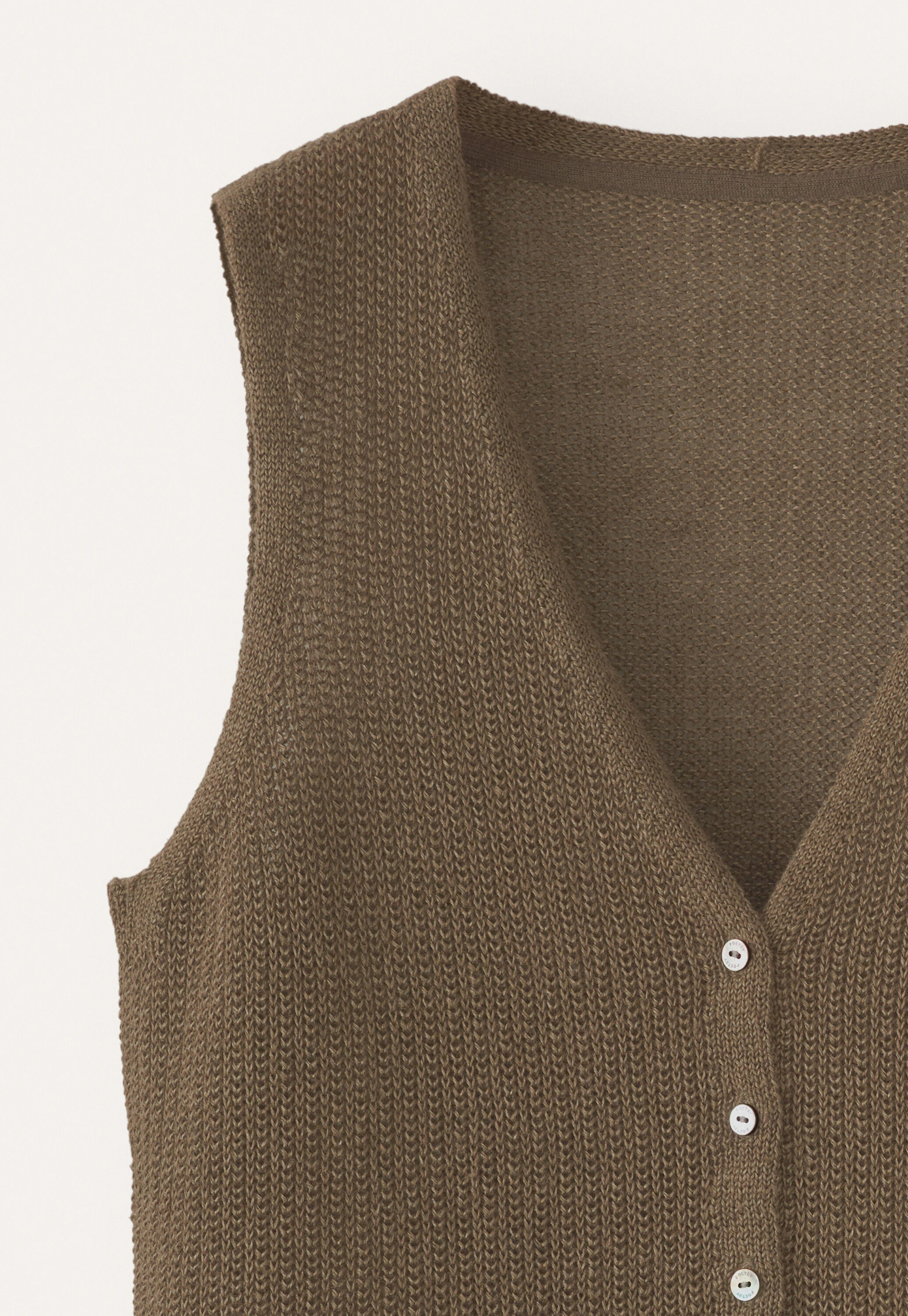Sleeveless knitted top