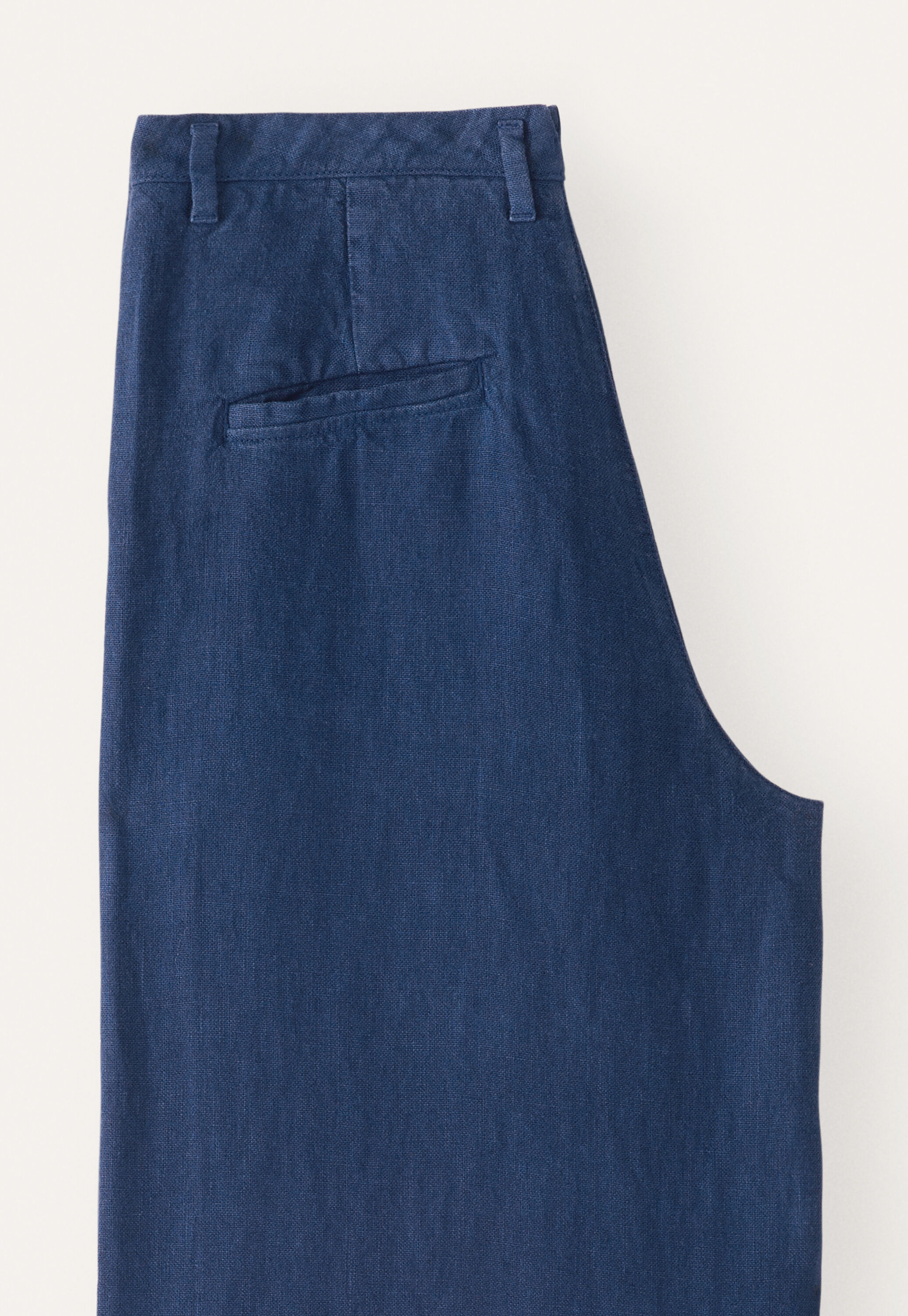 Wide-leg trousers