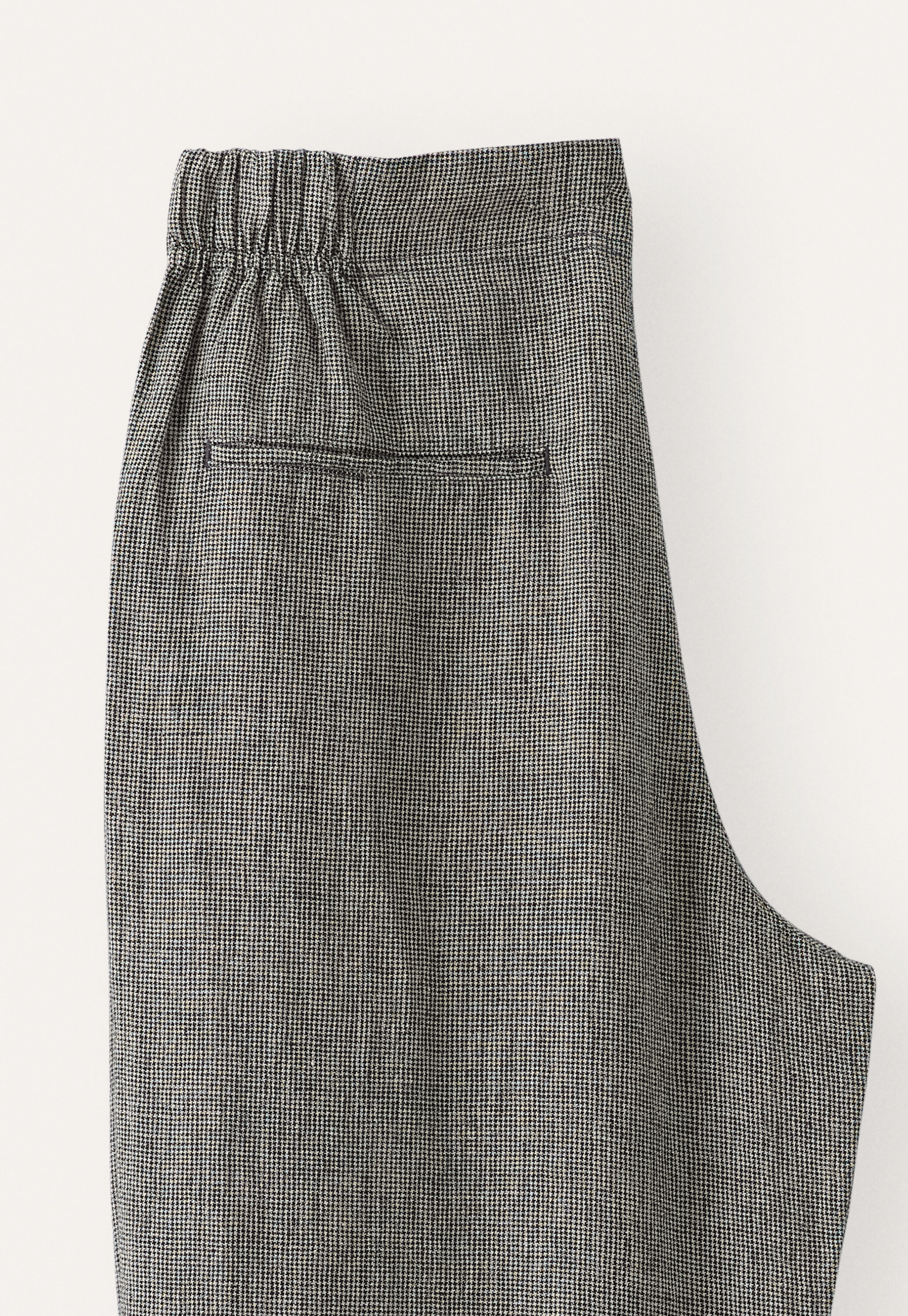 Tapered trousers