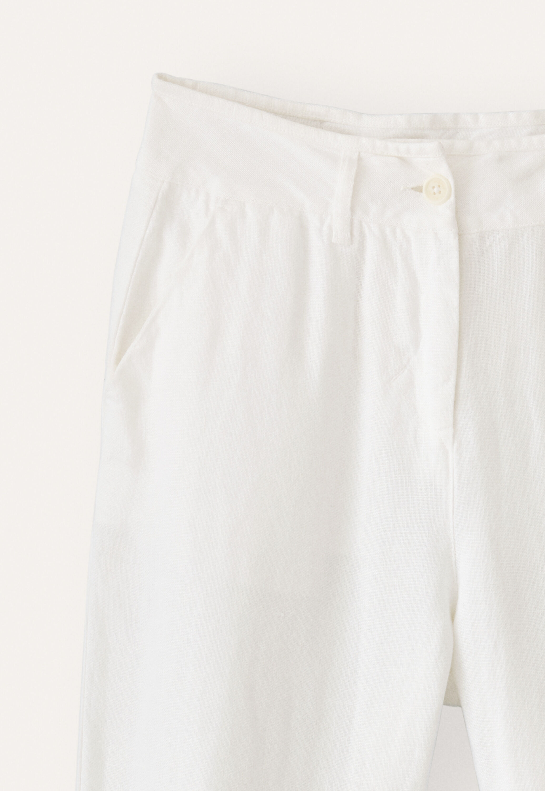 Tapered trousers