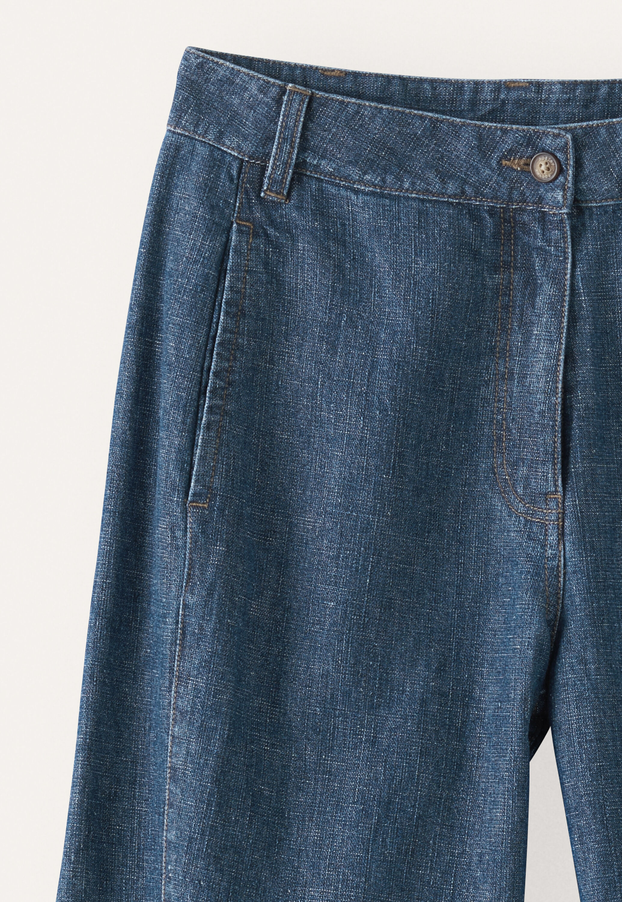Indigo-dyed trousers