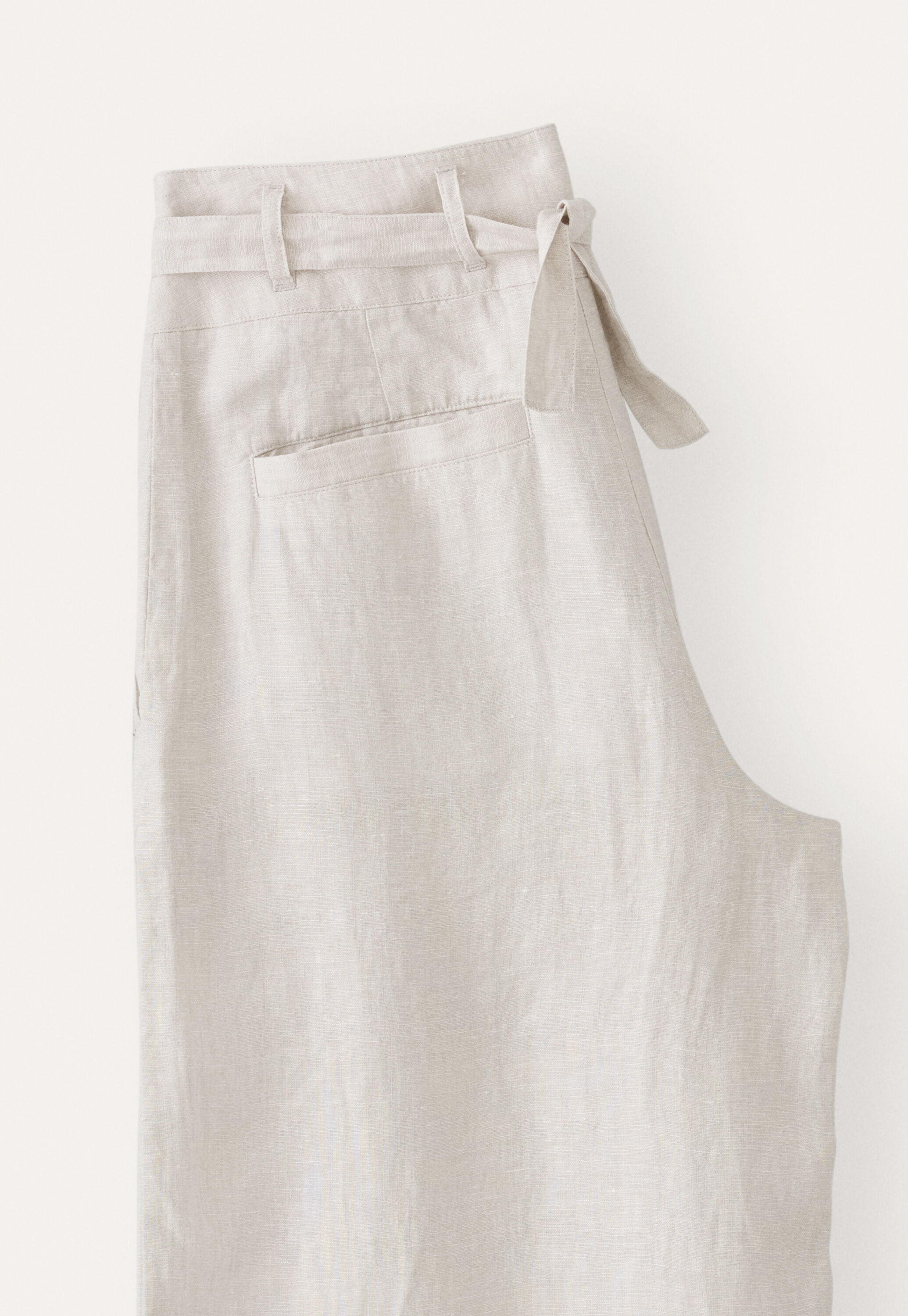 Wide-leg trousers