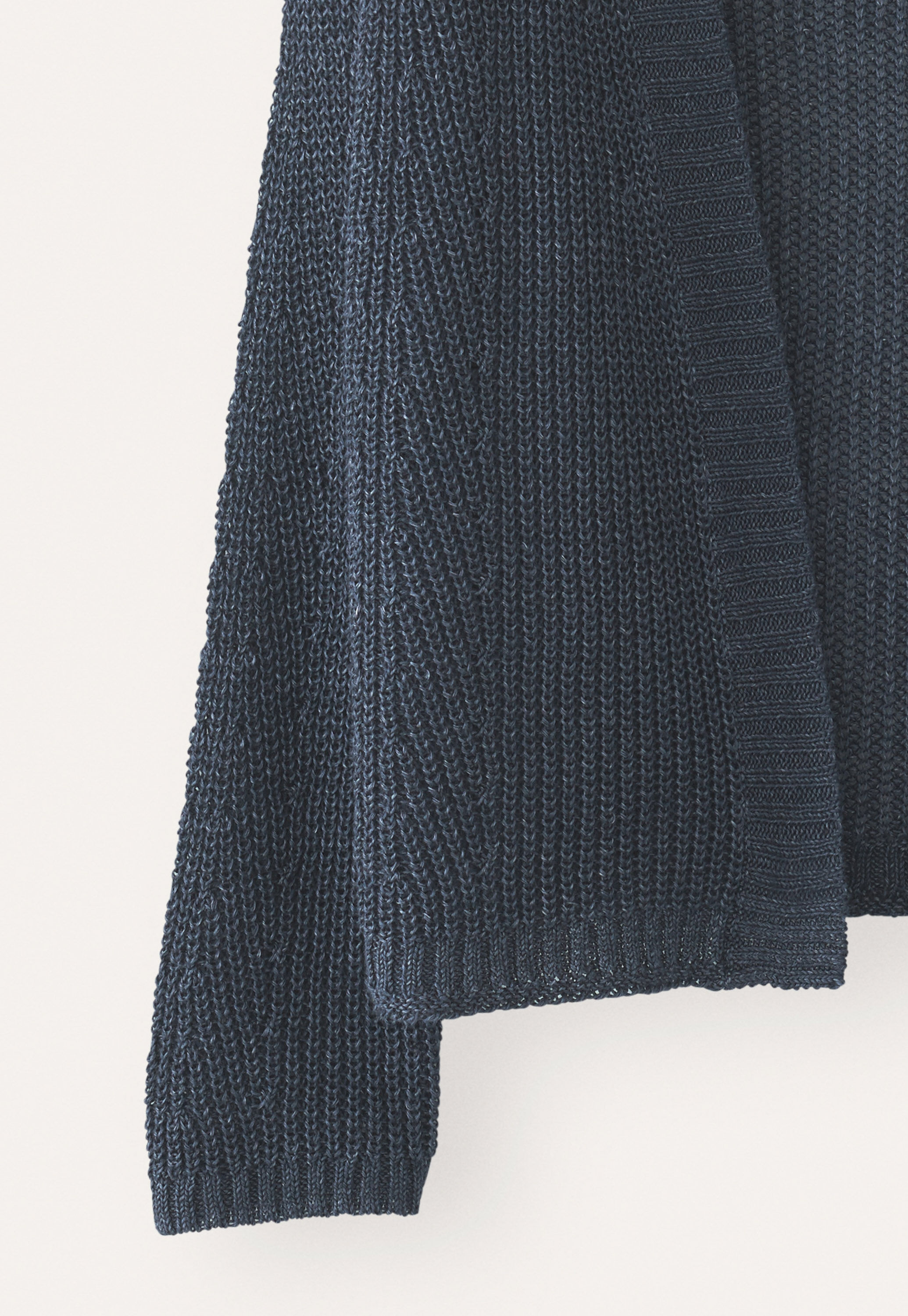 Edge-to-edge cardigan