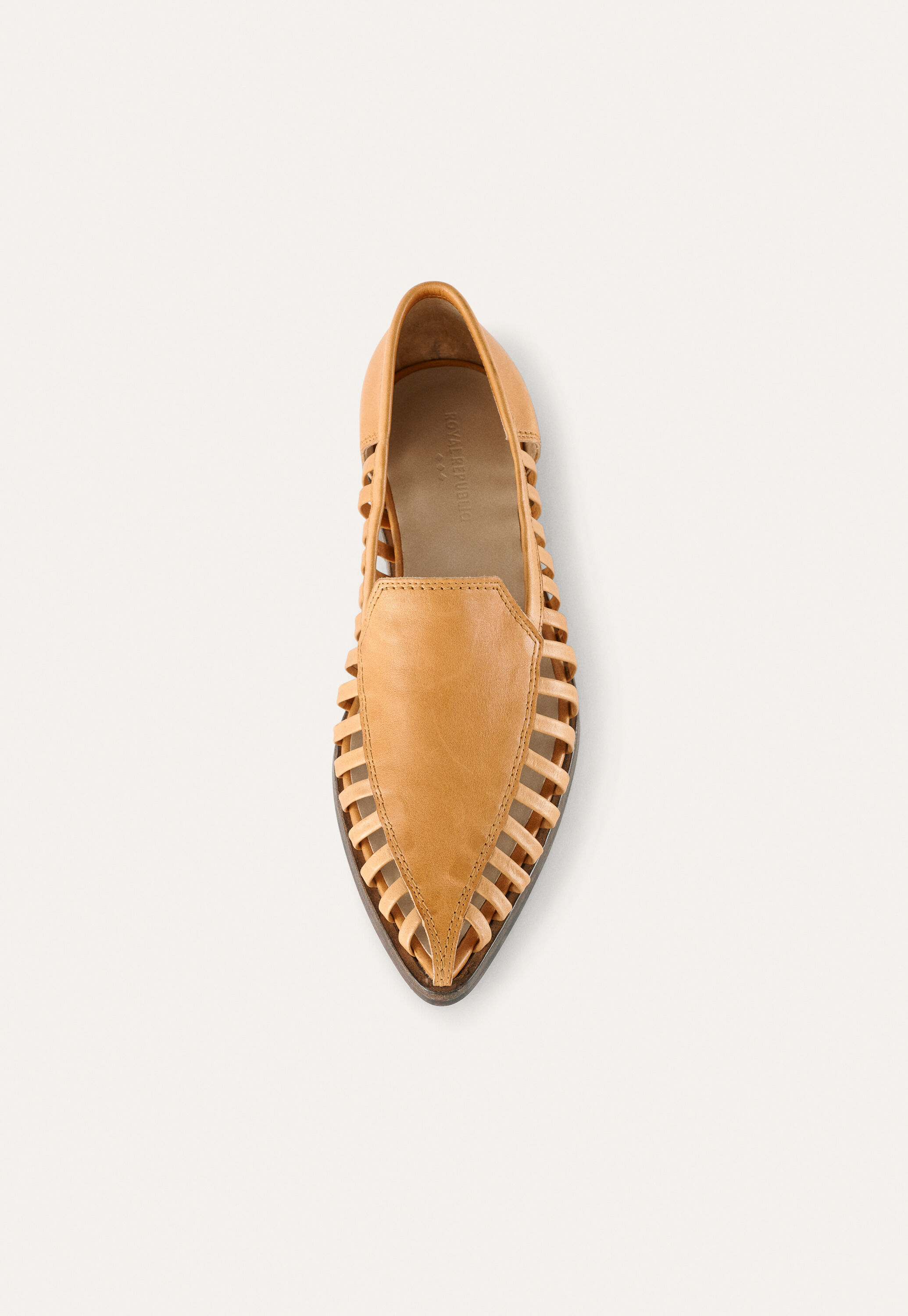 Cage loafers