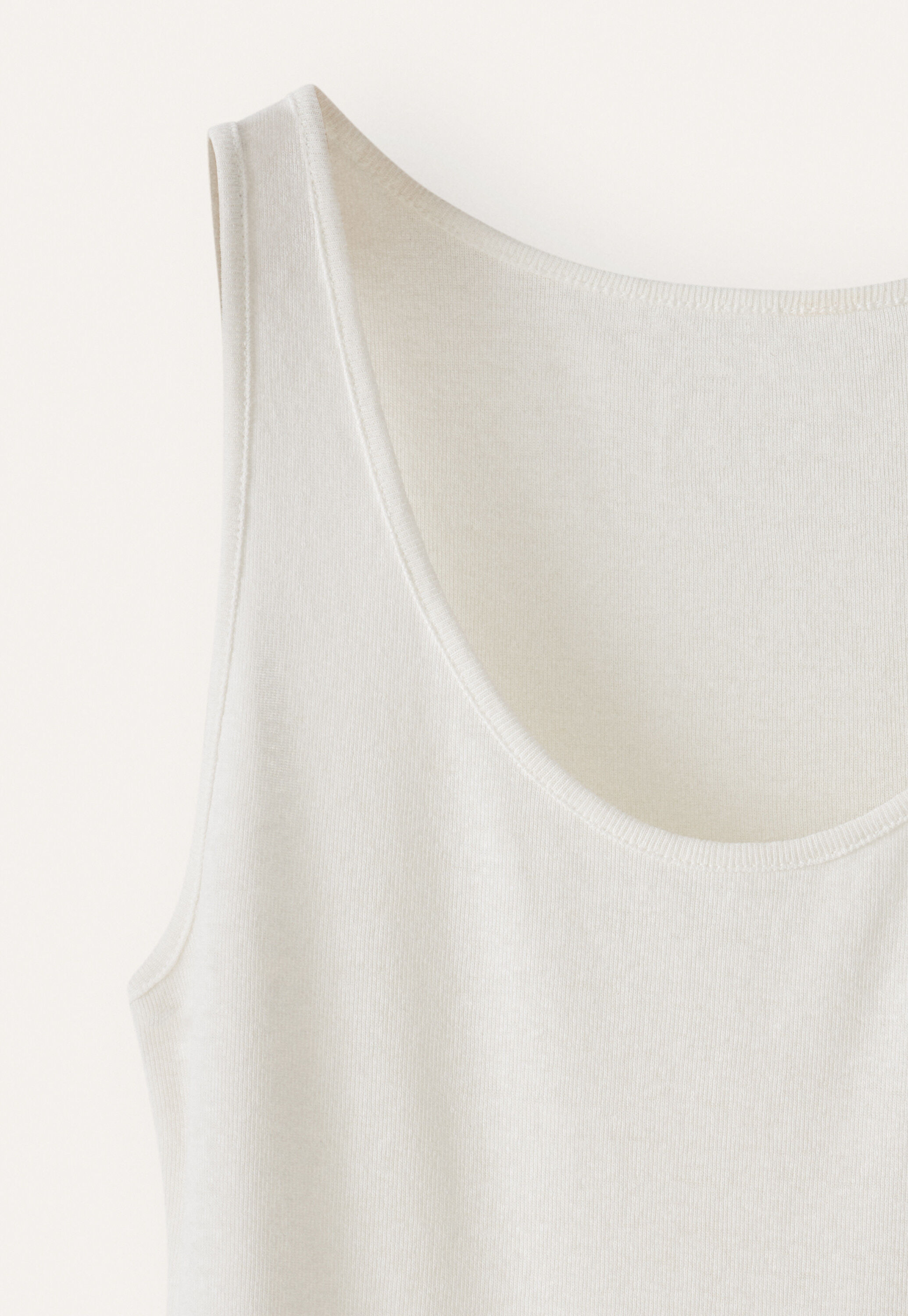 Ribbed vest