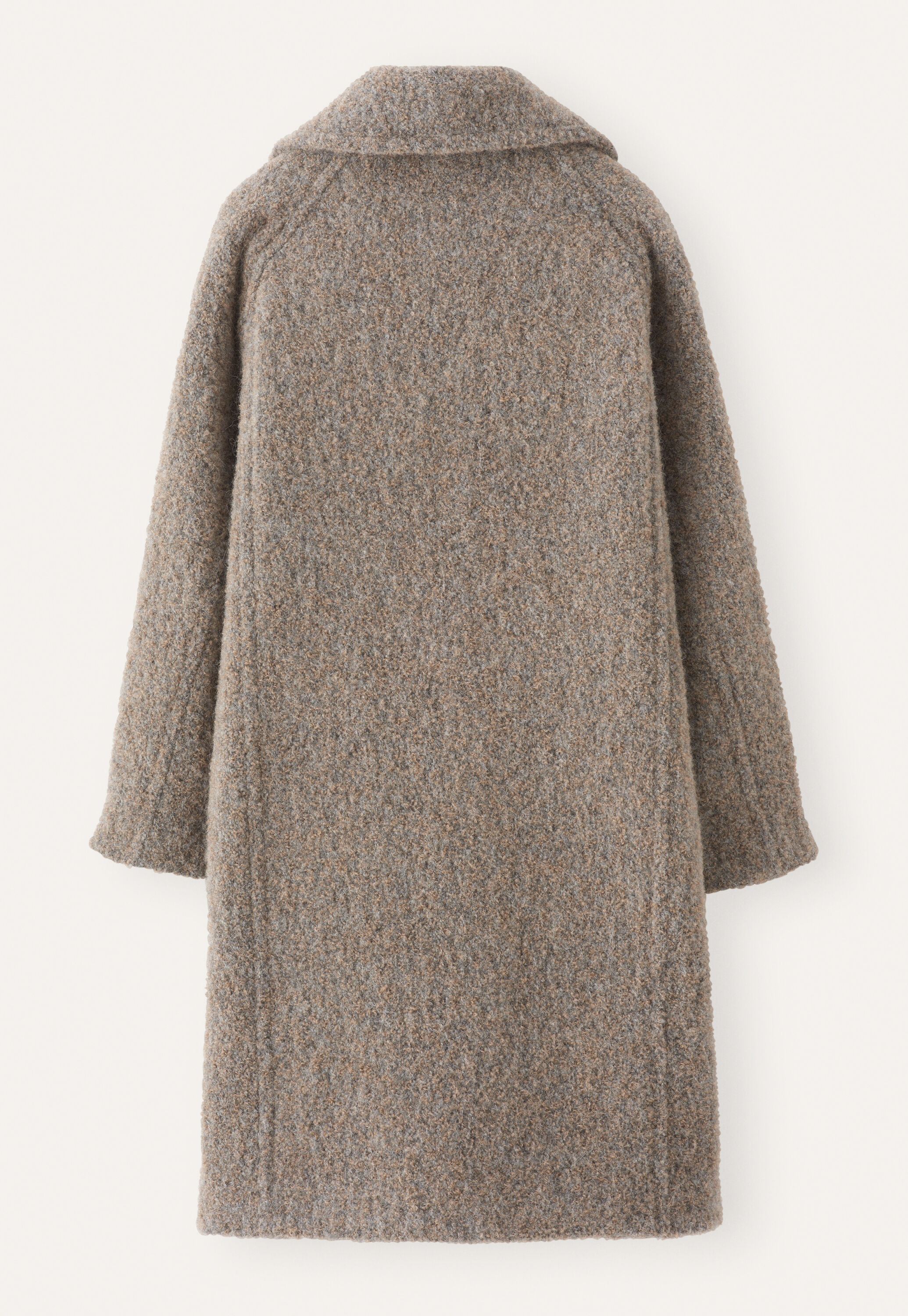 Raglan-sleeve coat