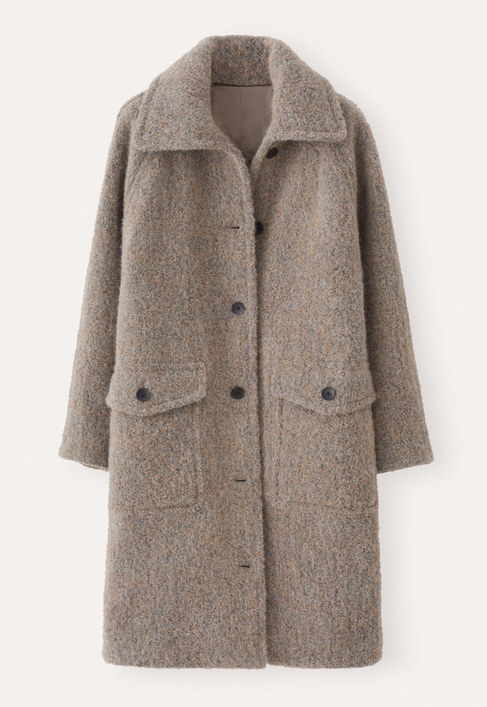 Raglan-sleeve coat