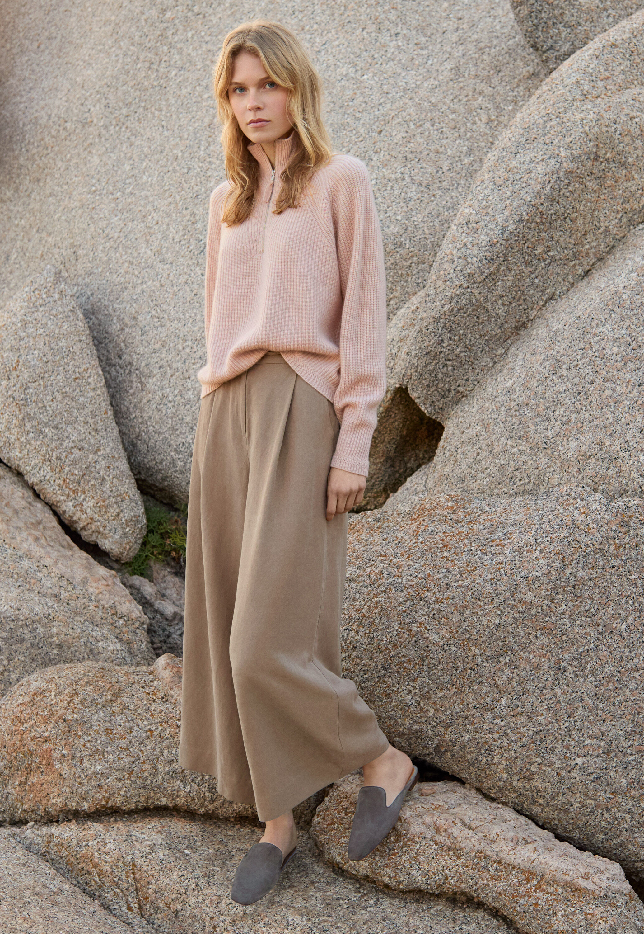 Wide & cropped trousers, Taupe brown, large