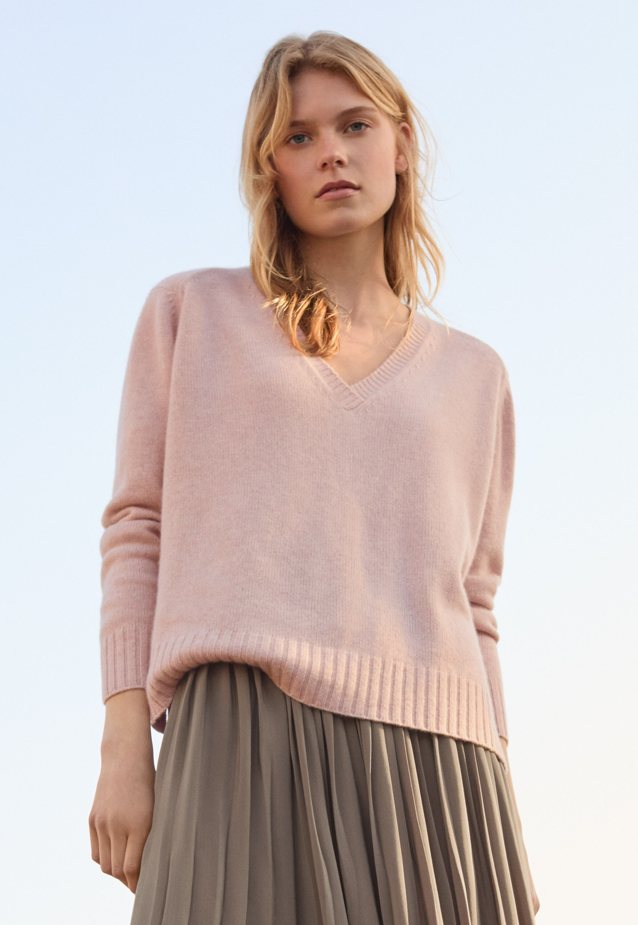 Round-neck sweater