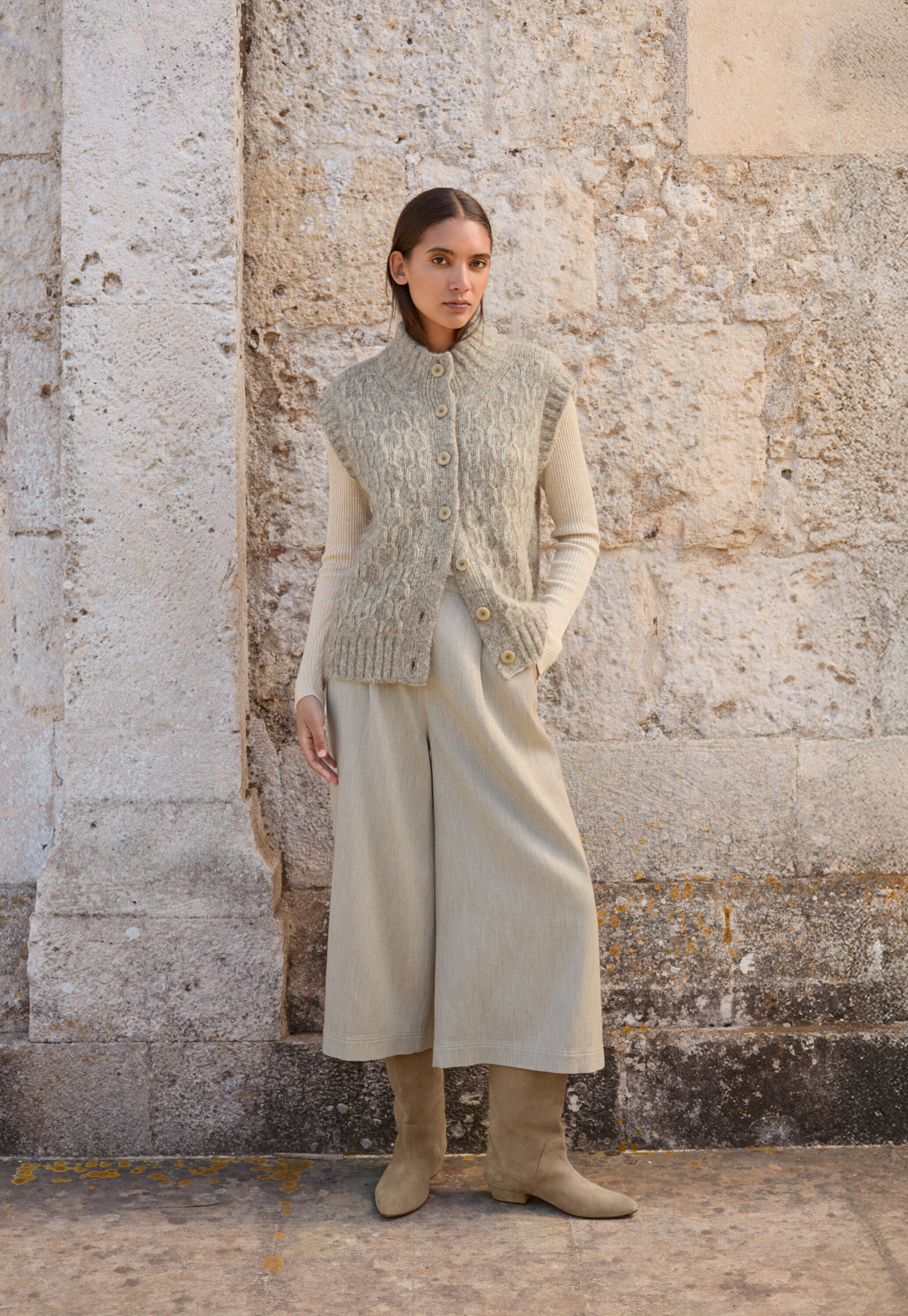 Cropped & wide trousers