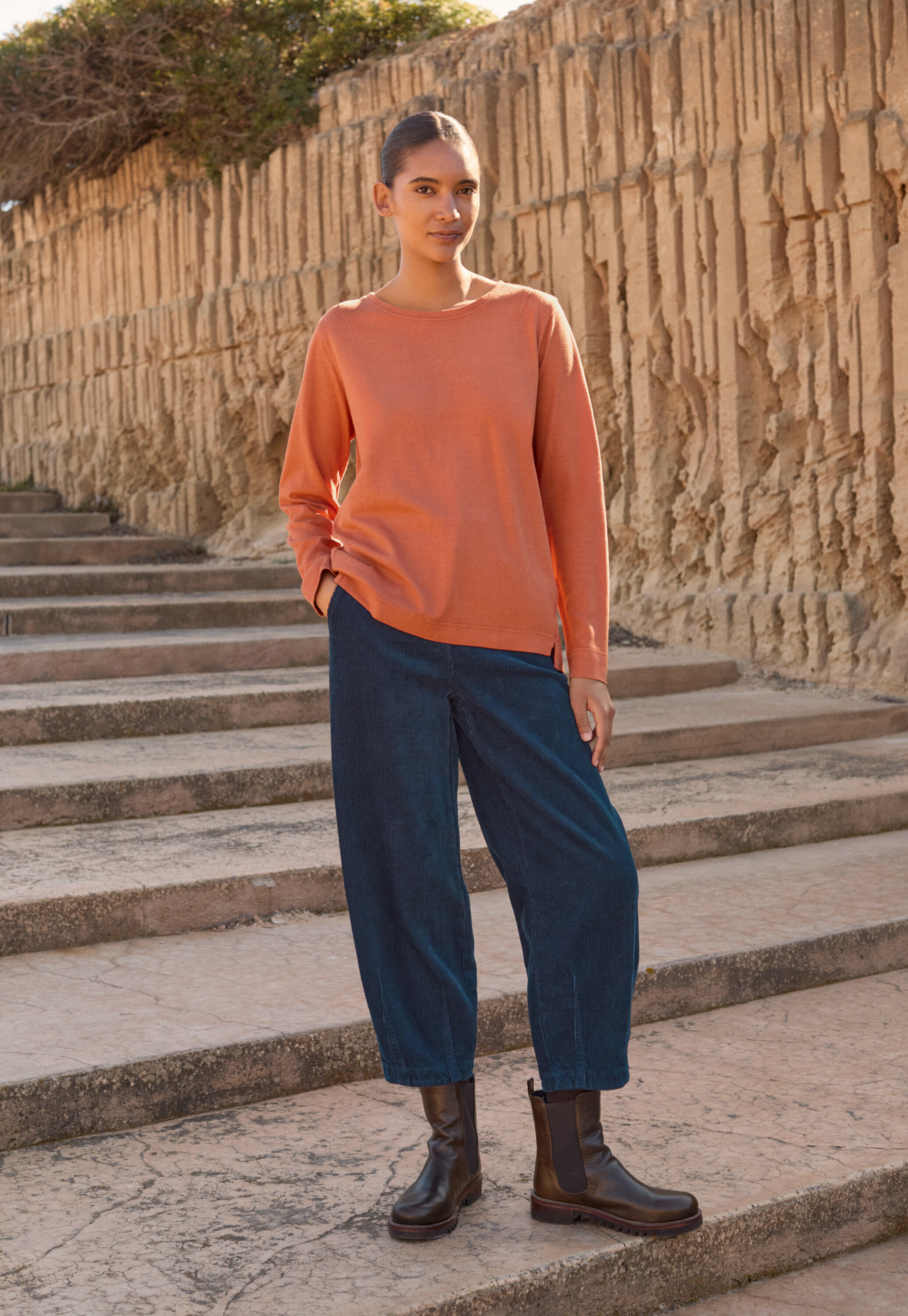 Raglan-sleeve blouse