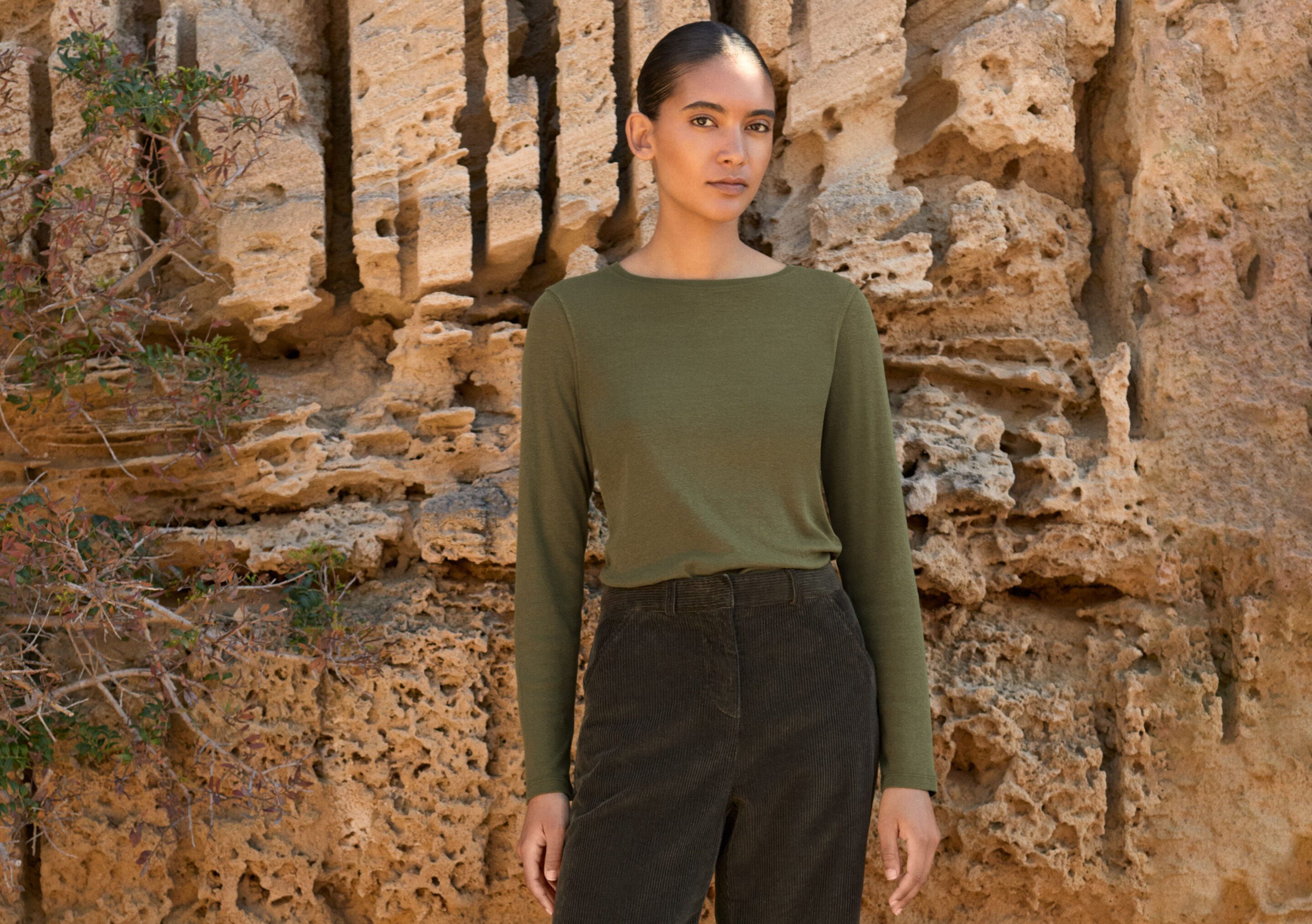 Raglan-sleeve blouse