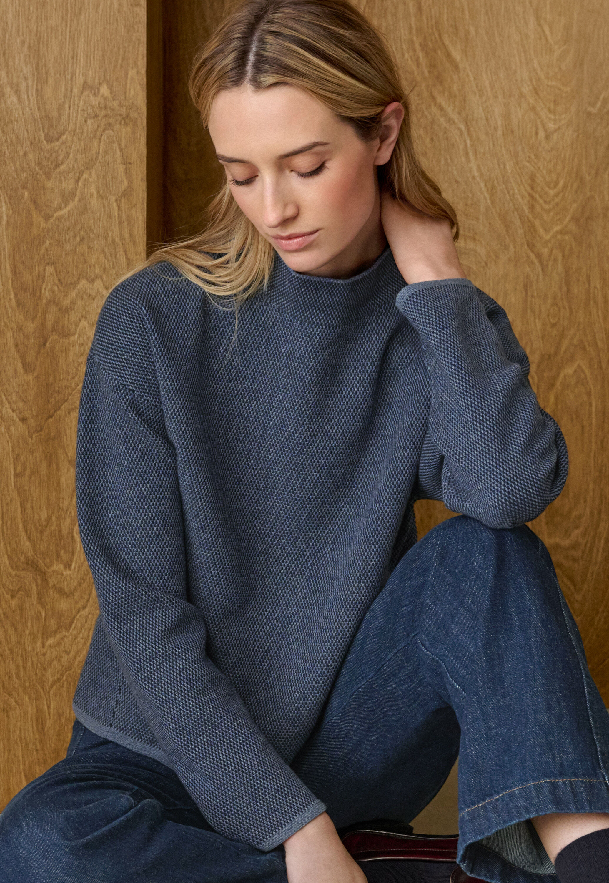 Inlay-stitch sweater