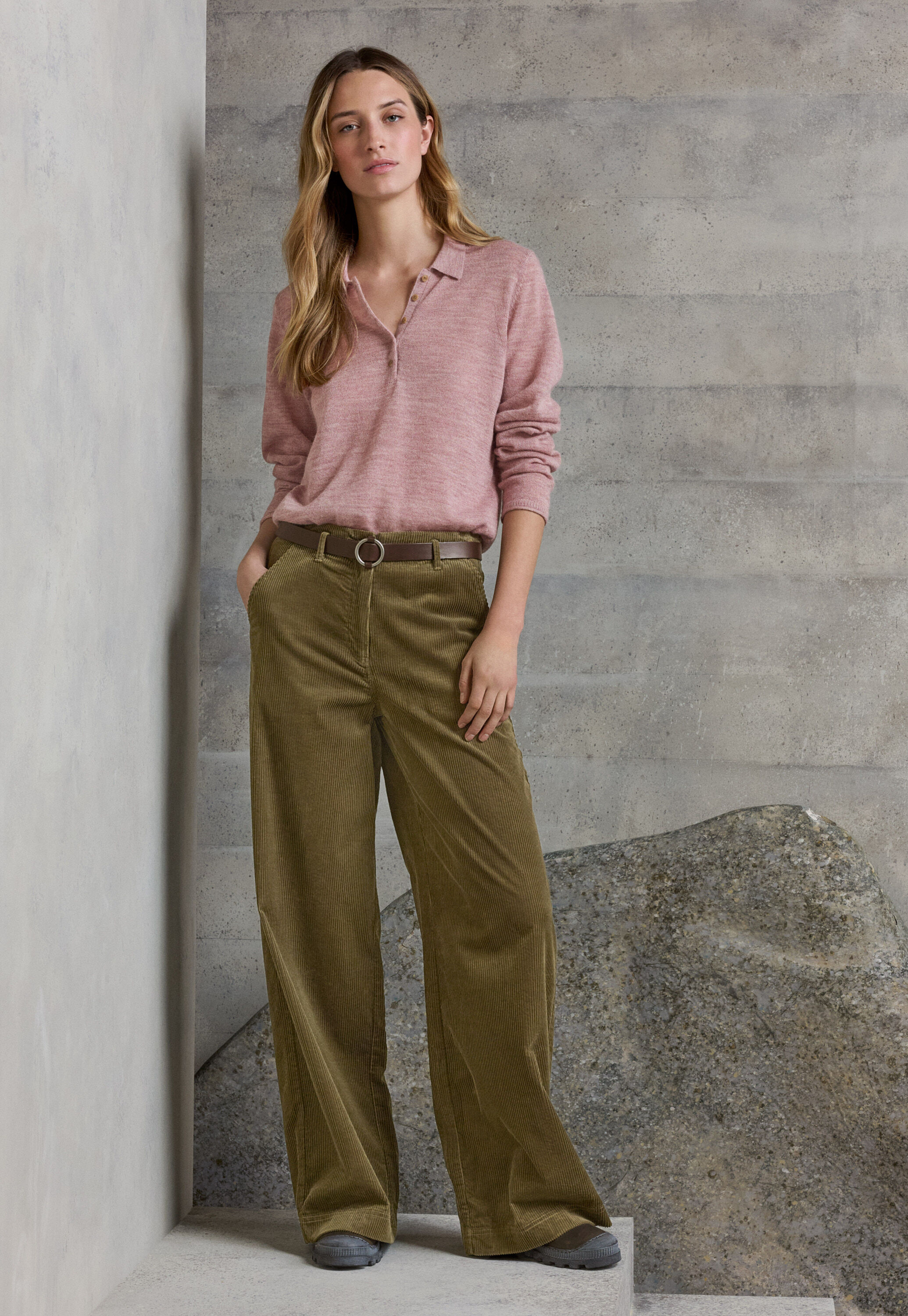 Straight-leg cord trouser