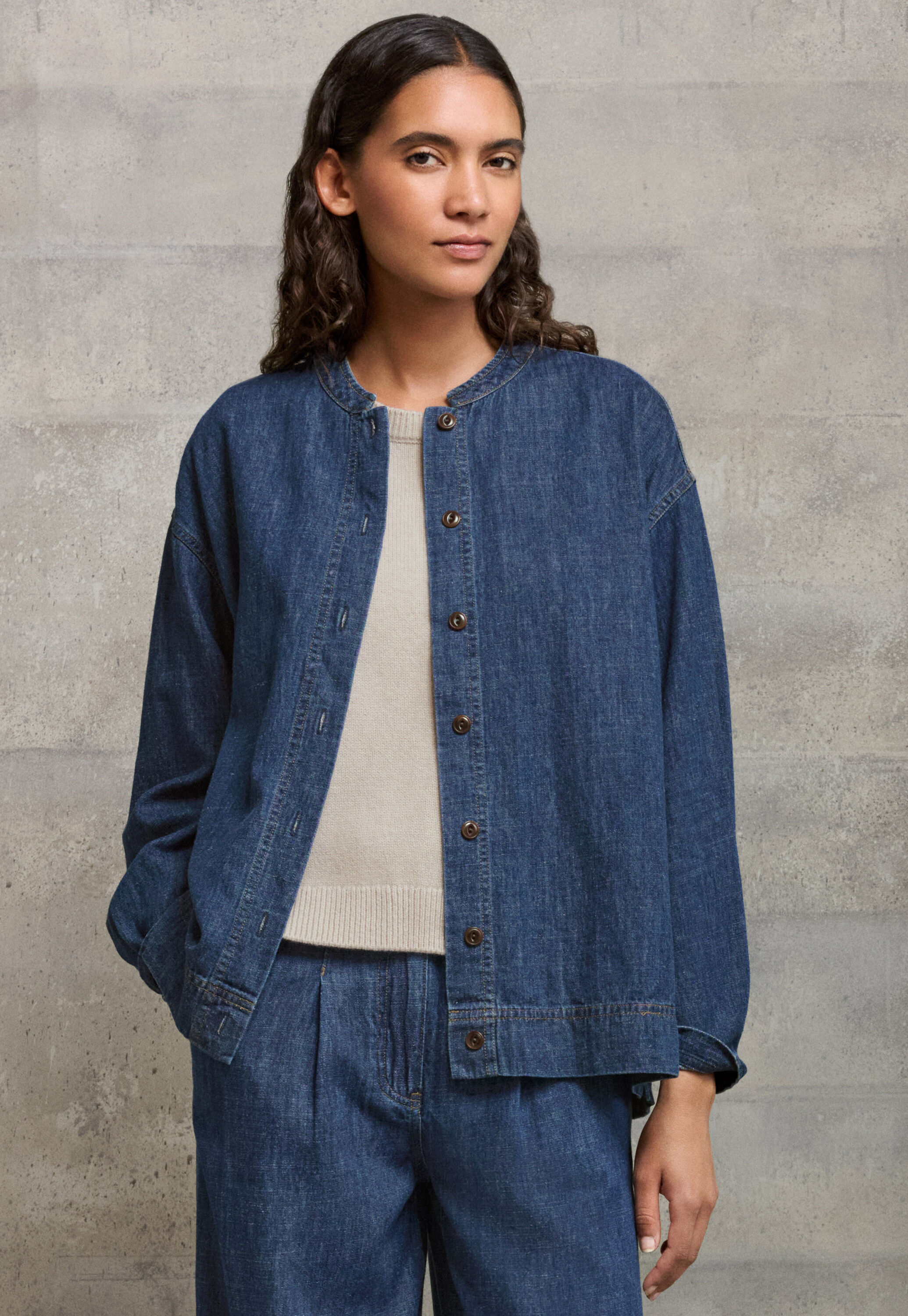 Edge-to-edge cardigan