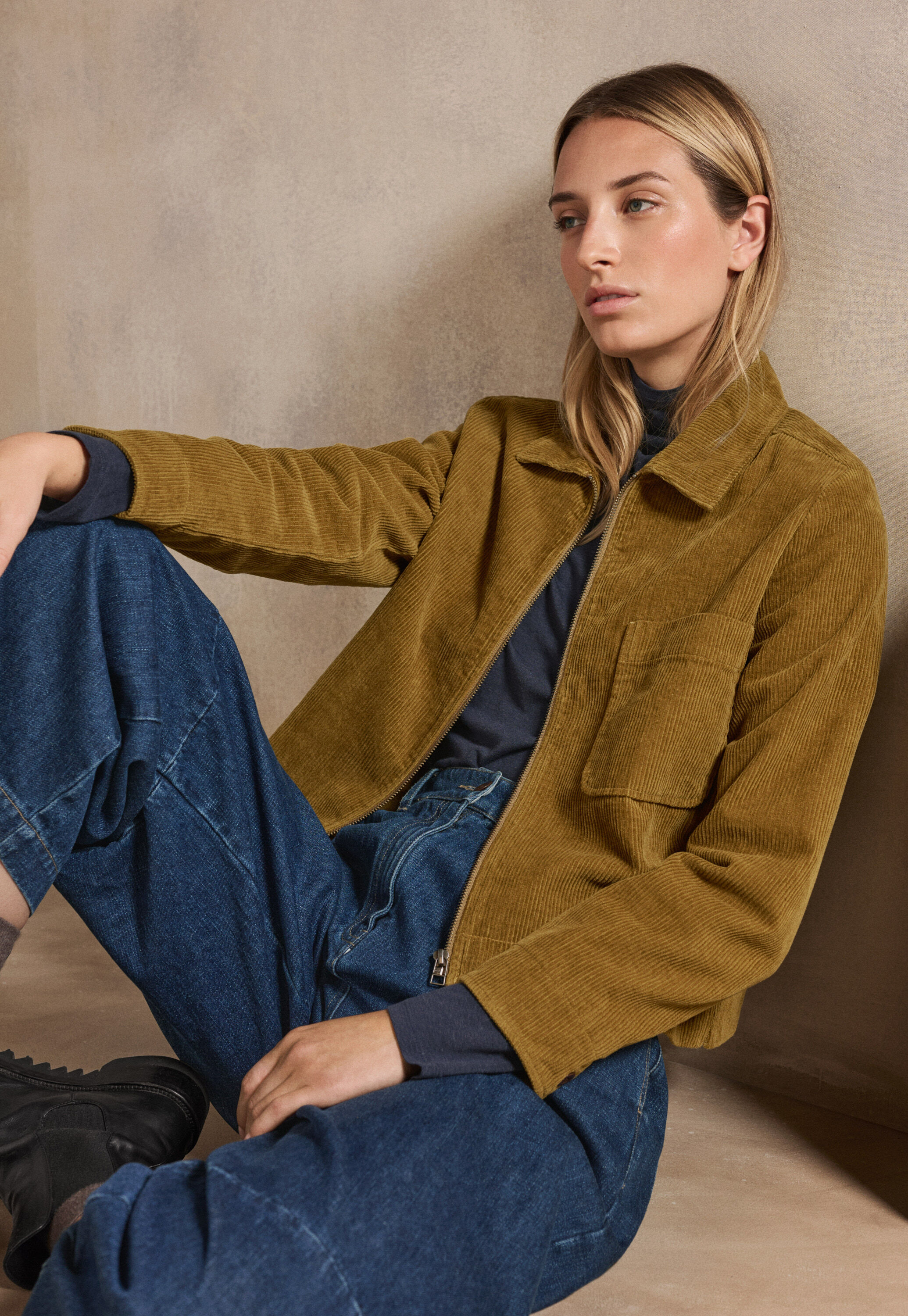 Straight-leg cord trouser