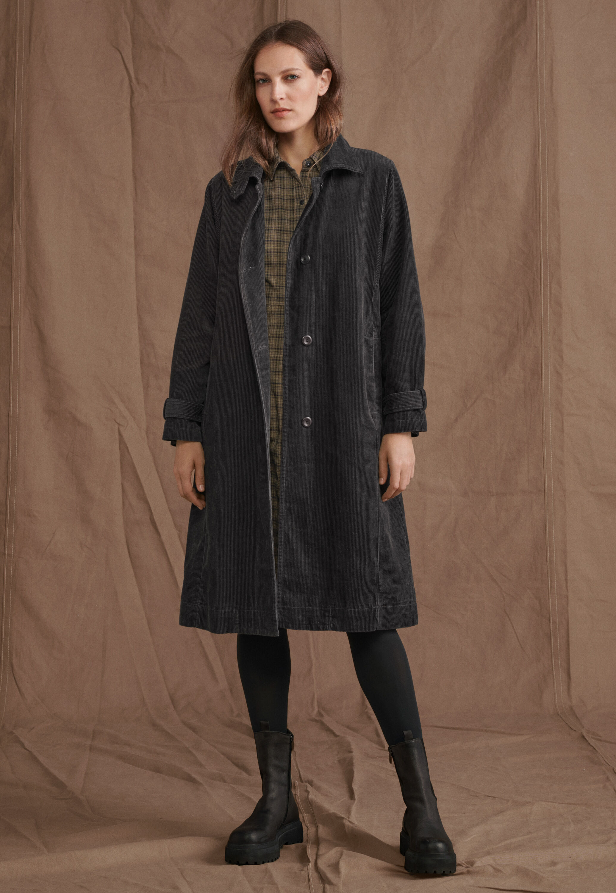 Funnel-neck coat