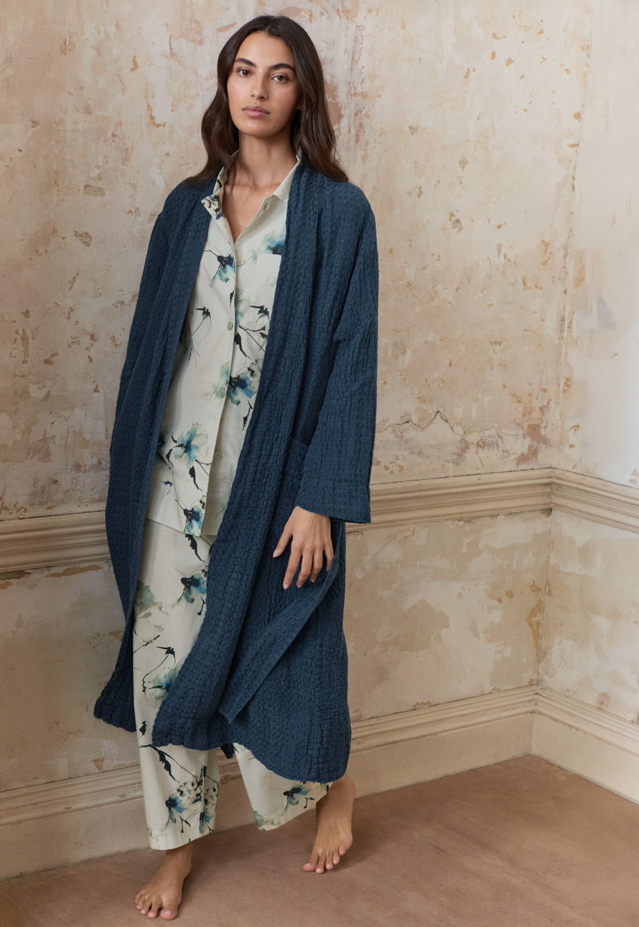 Textured belted robe