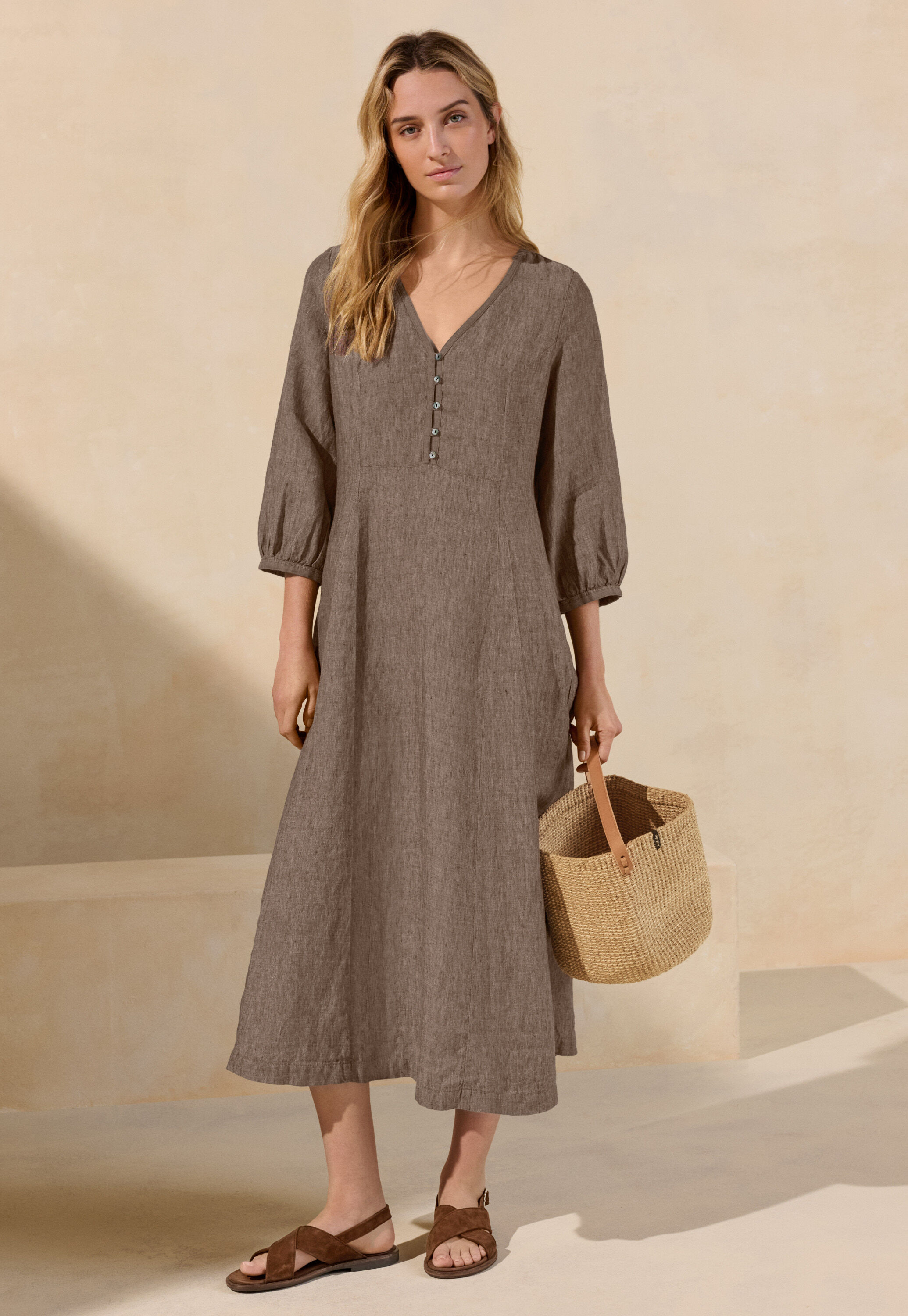 Woven bucket-bag