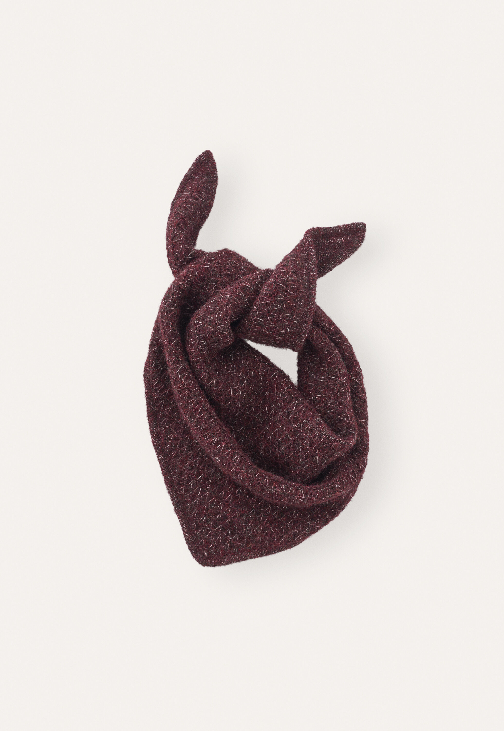 Triangle tuck-stitch scarf