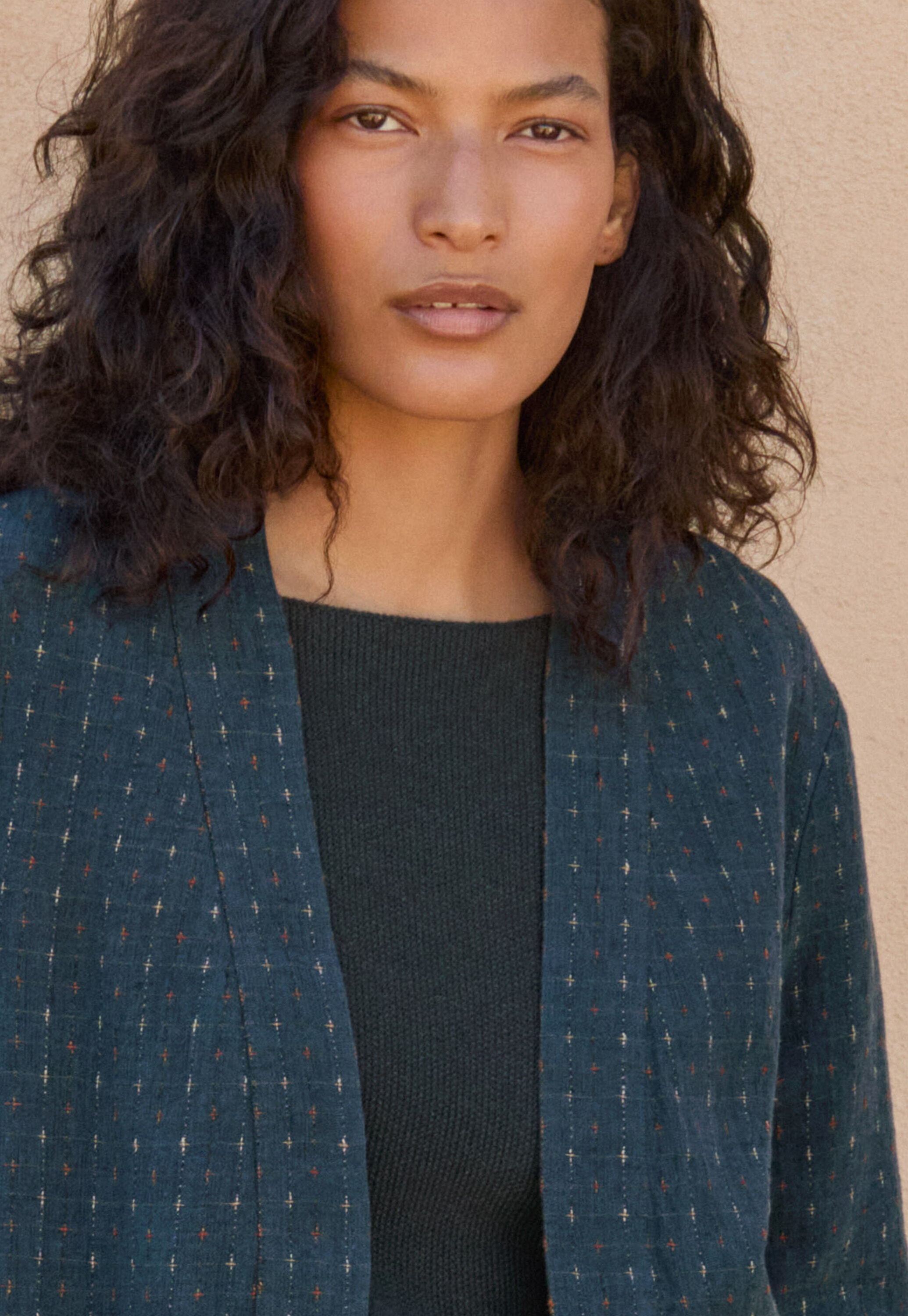Cross-pattern jacket