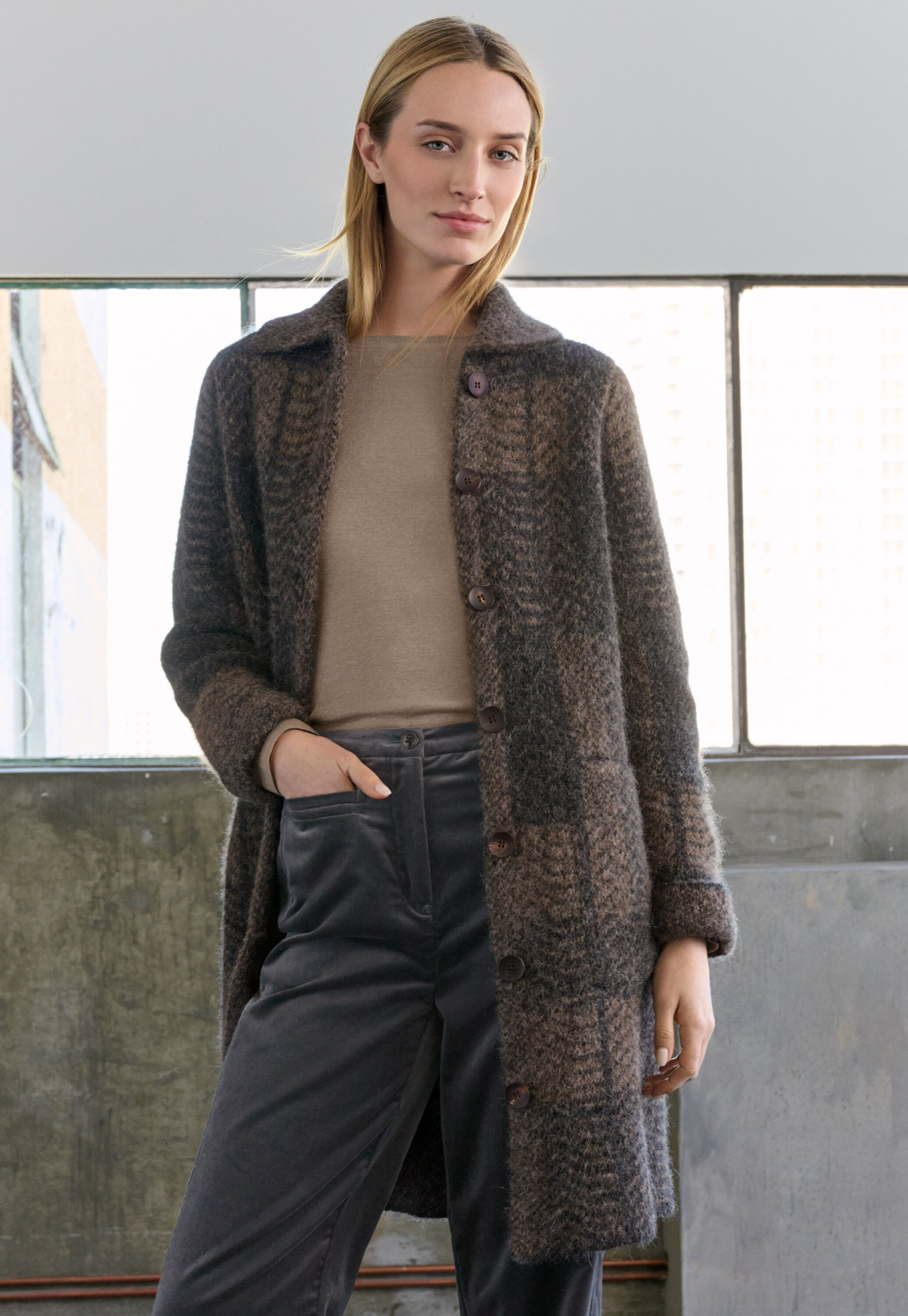 Checked knitted coat
