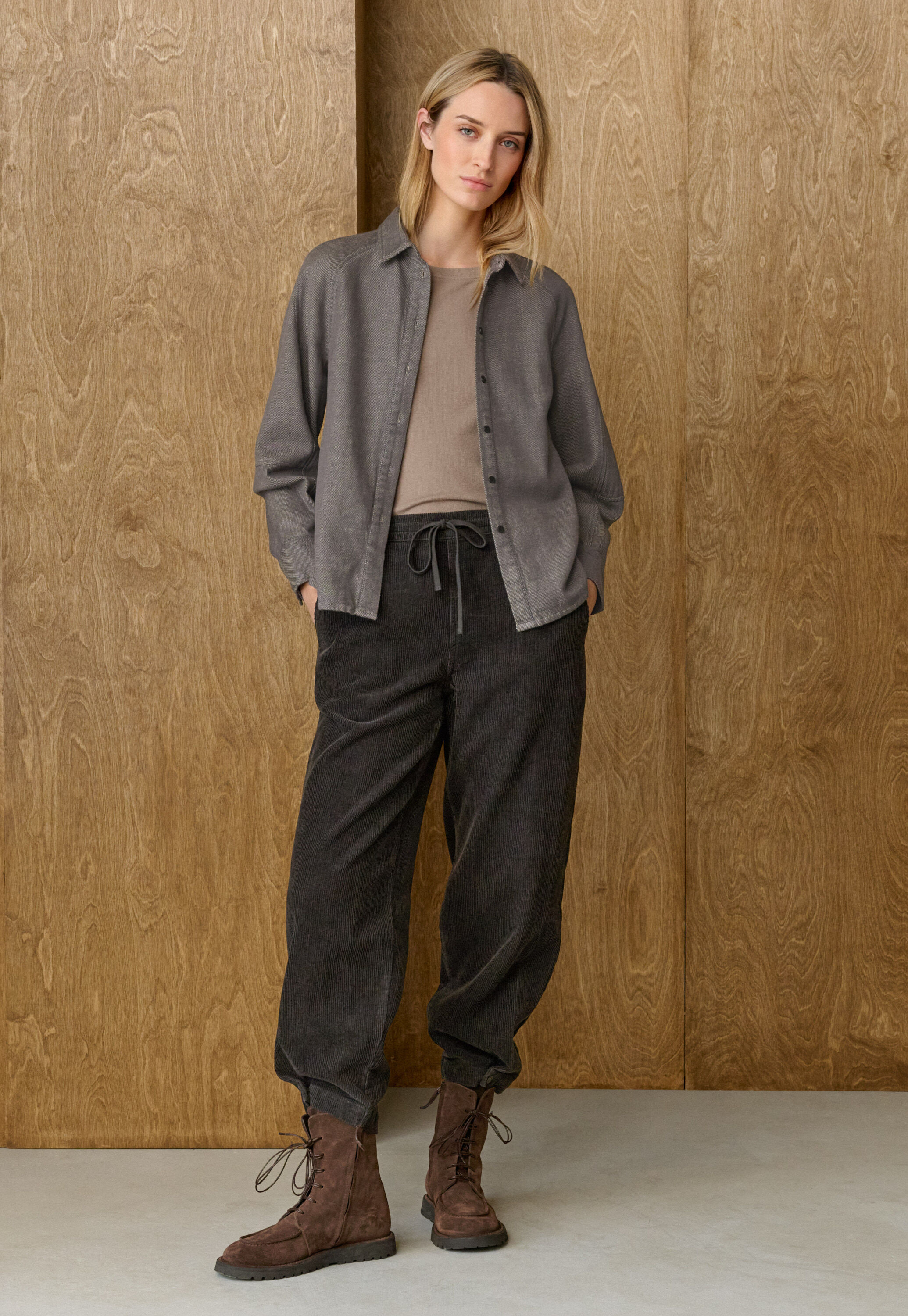 Raglan-sleeve blouse