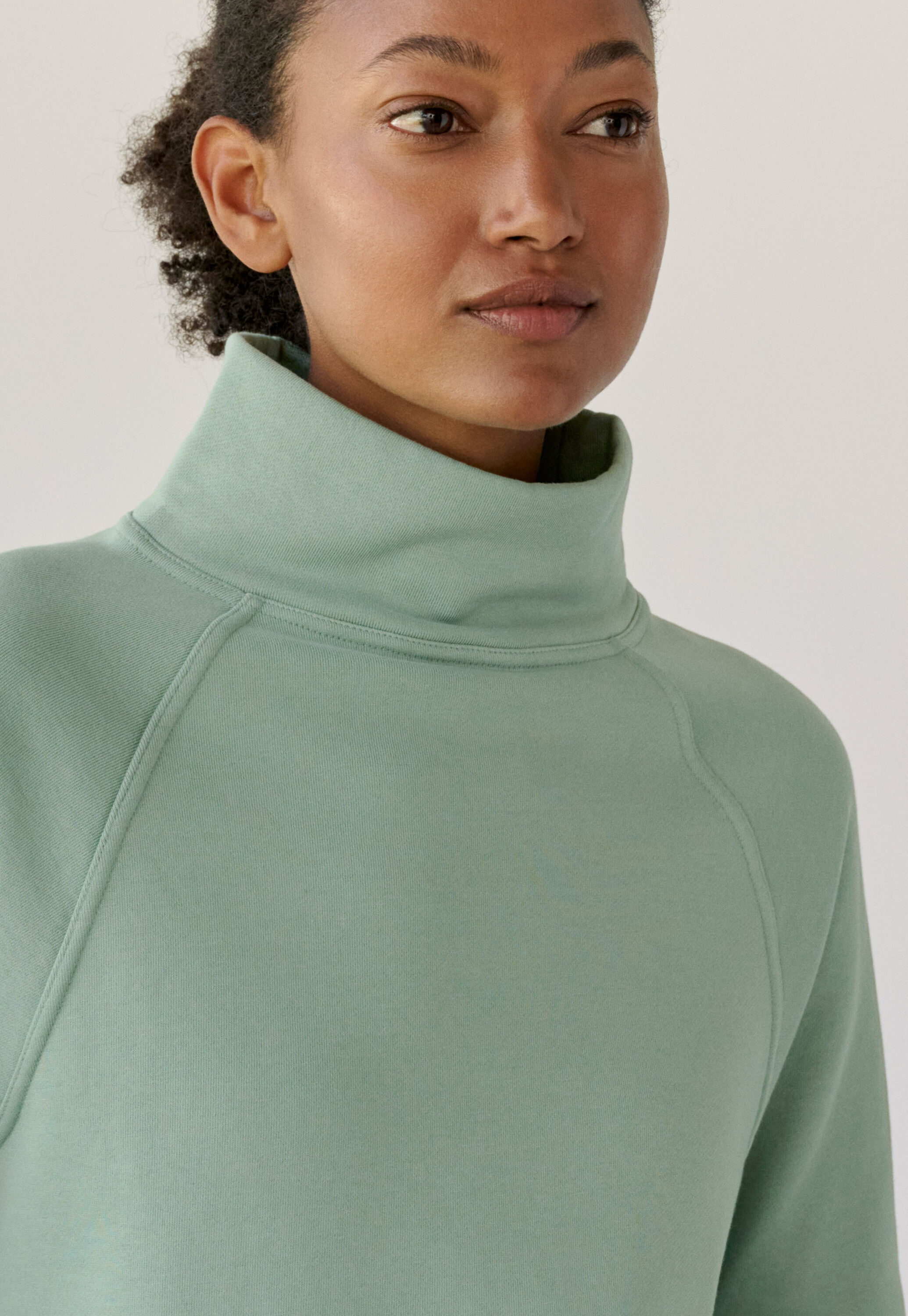 Funnel-neck sweatshirt