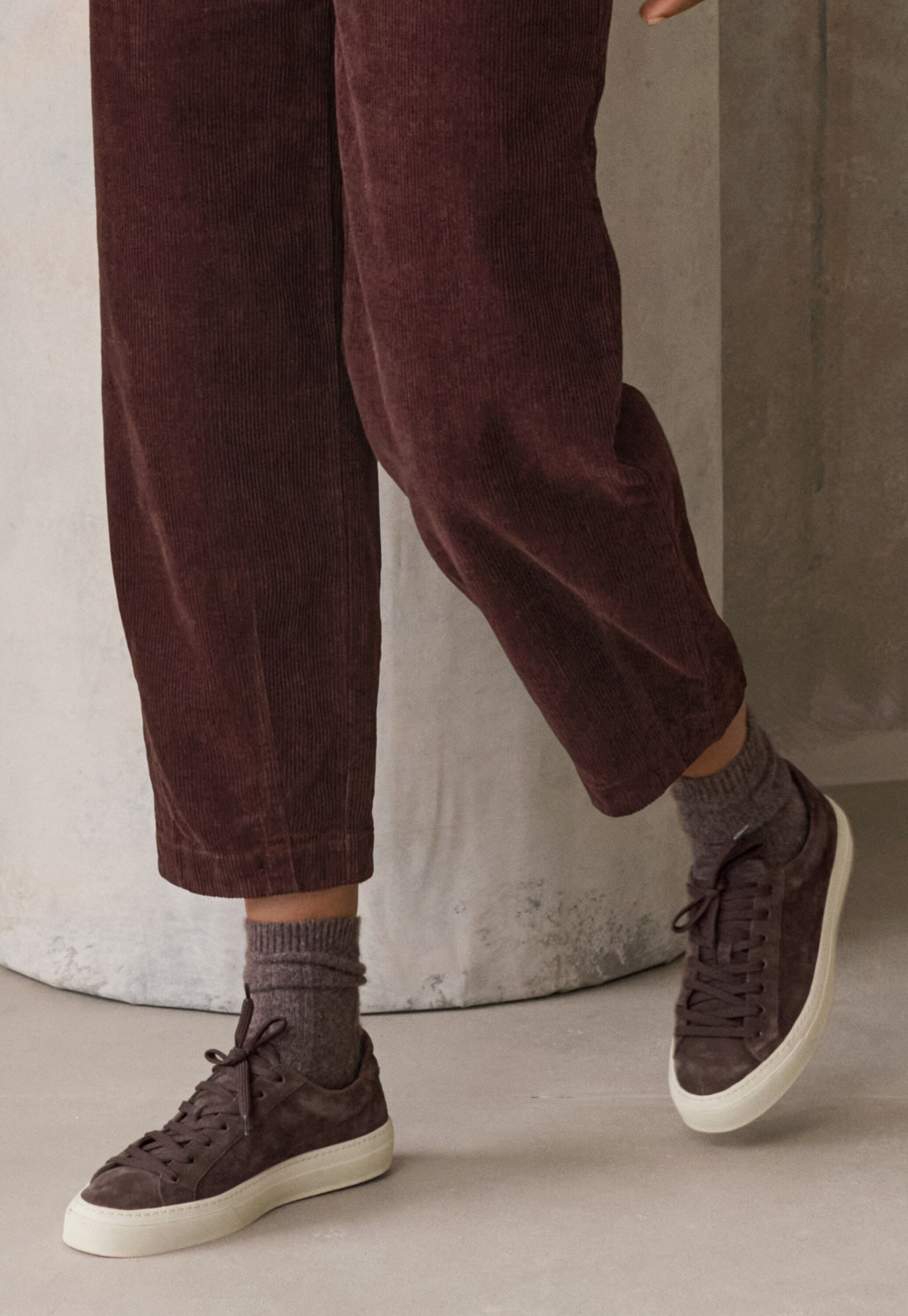 Lace-up trainers