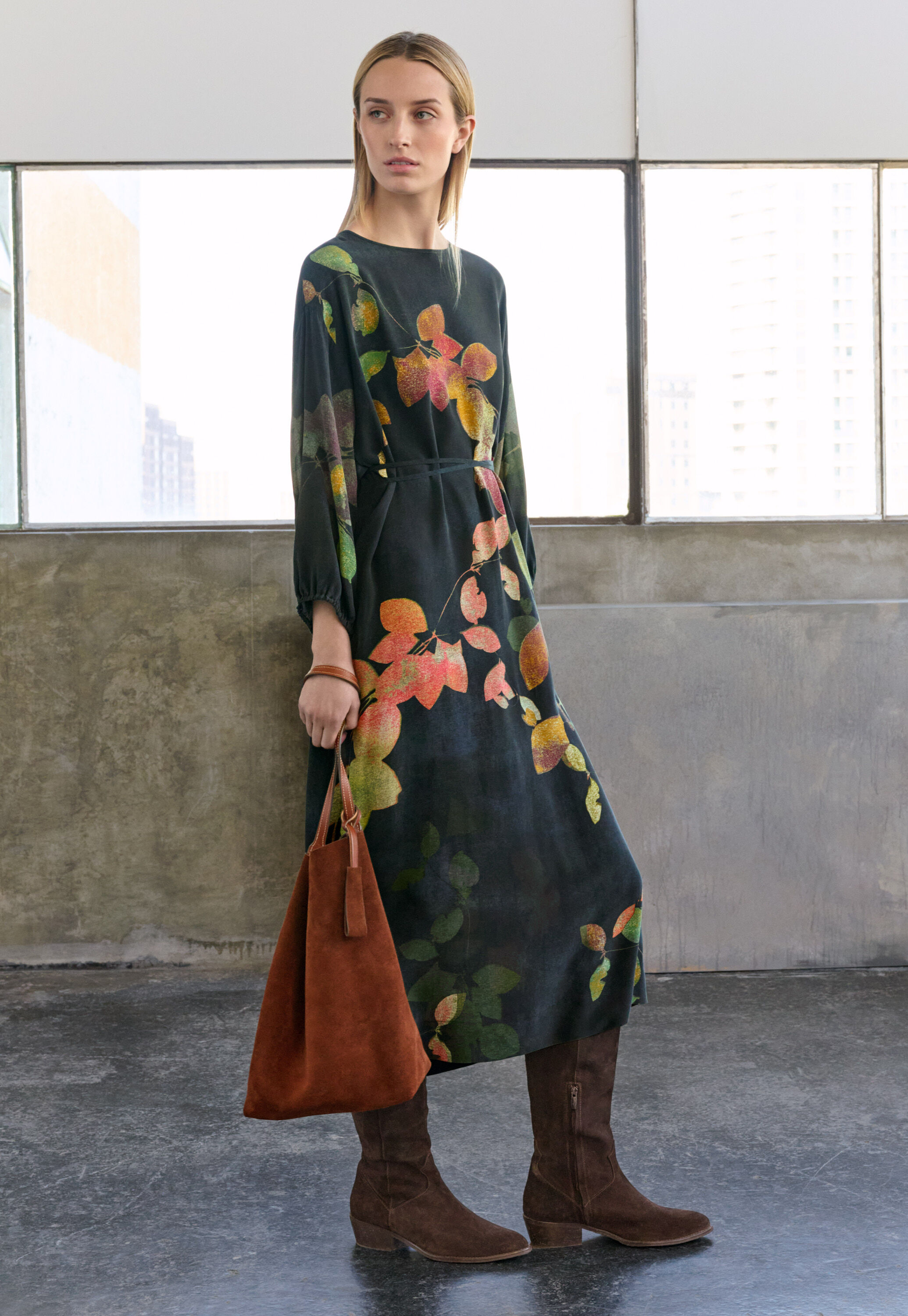 Printed dress with ties