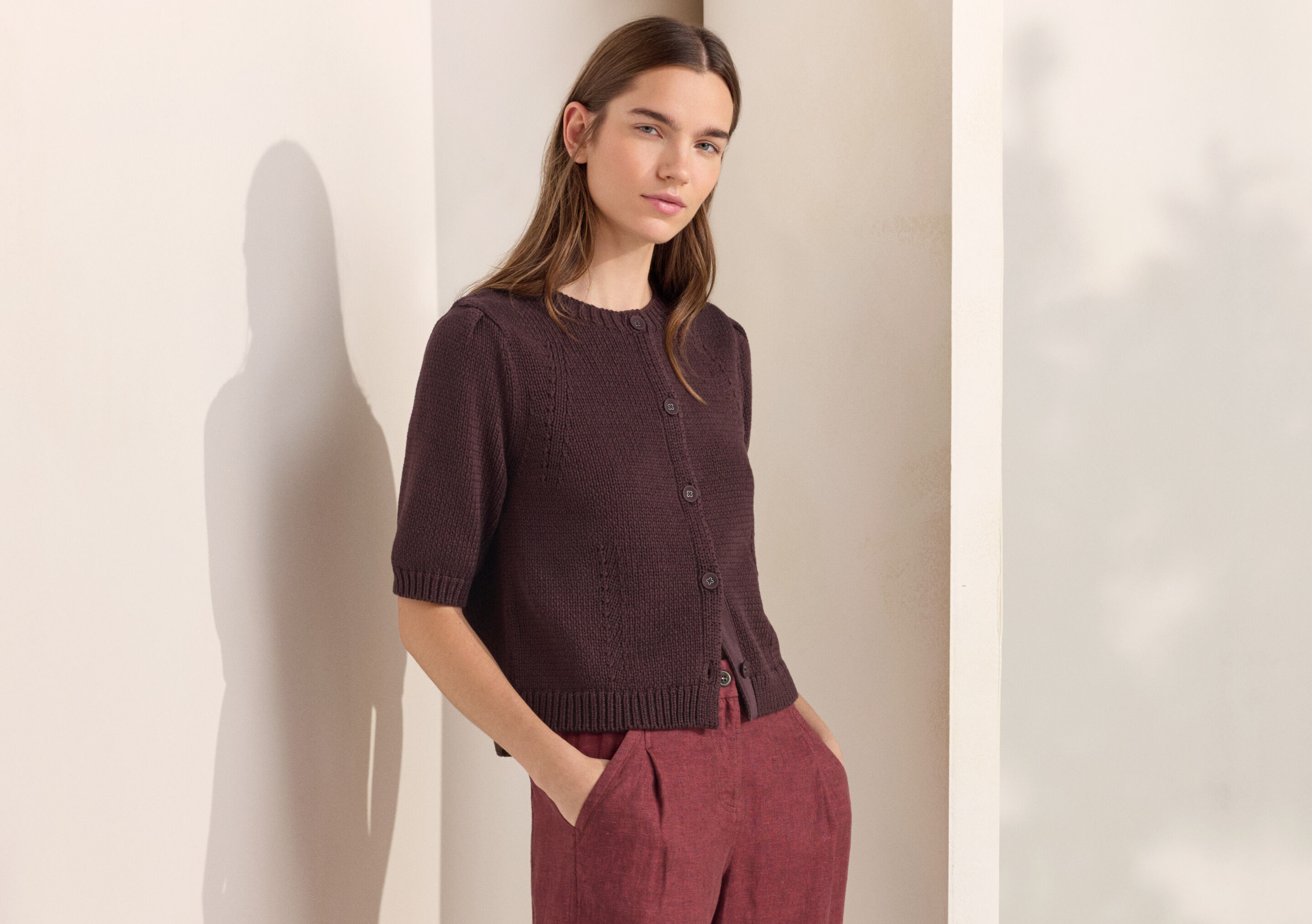 Short-sleeve cardigan