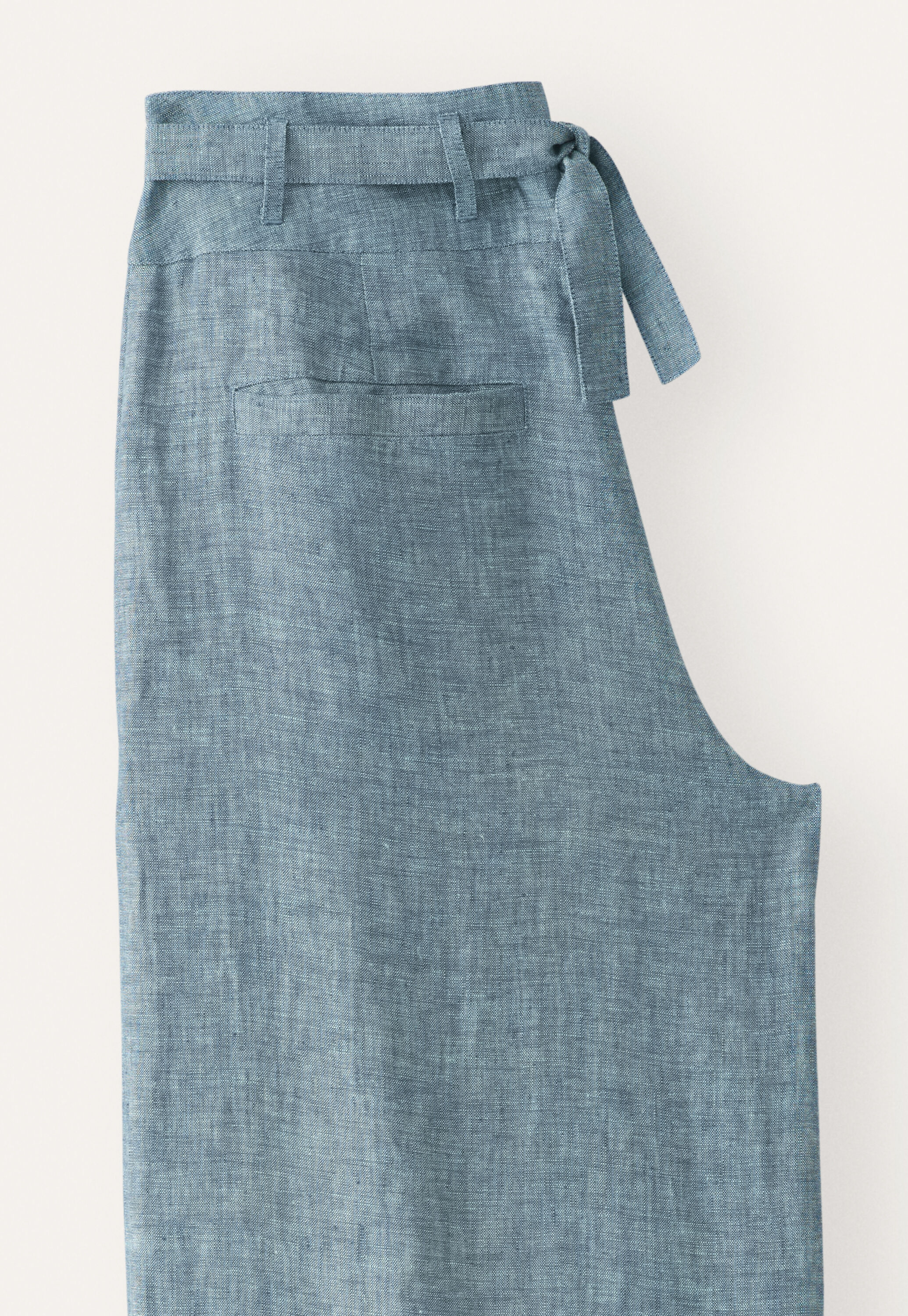 Wide-leg trousers