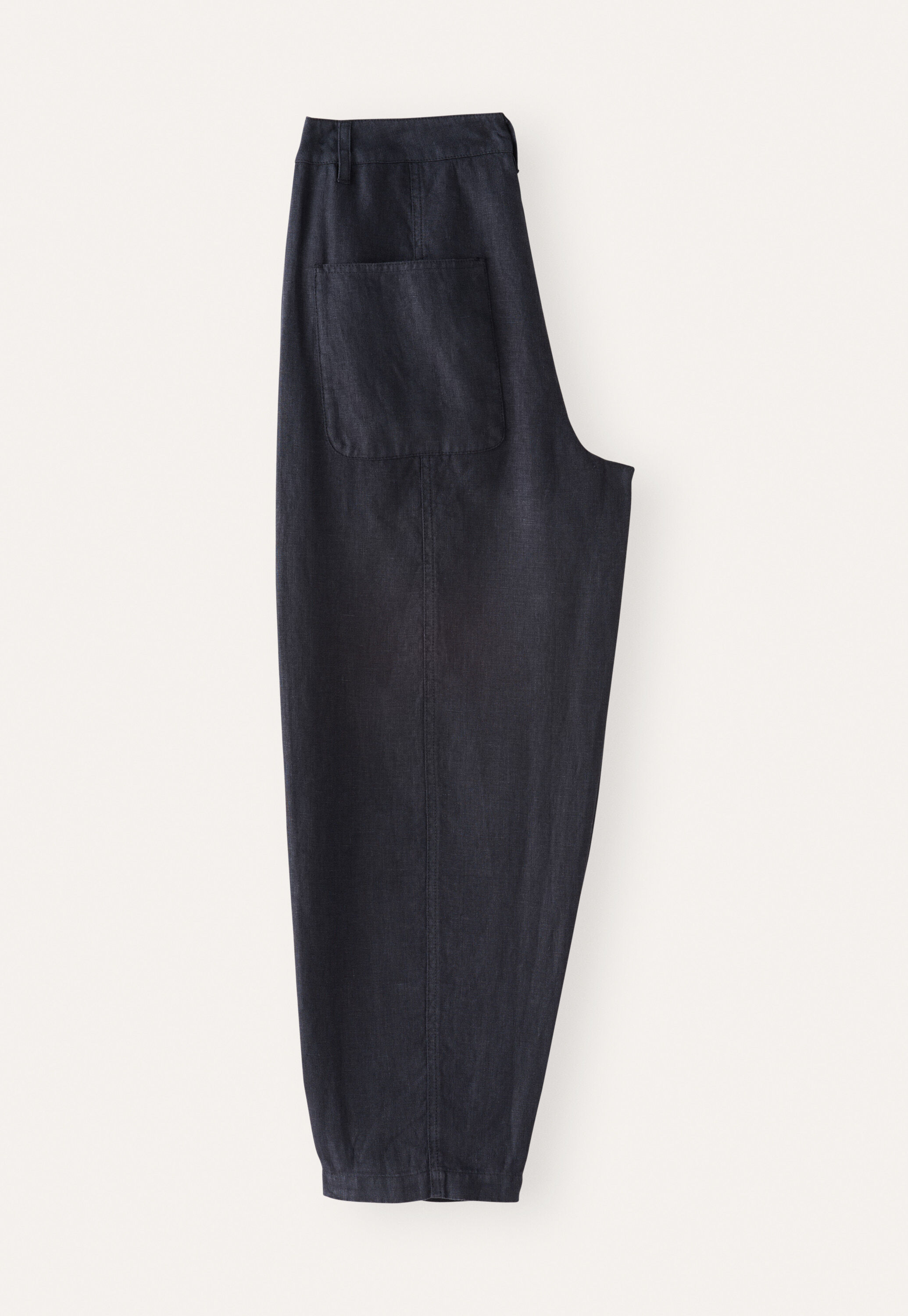 Curved-leg trousers