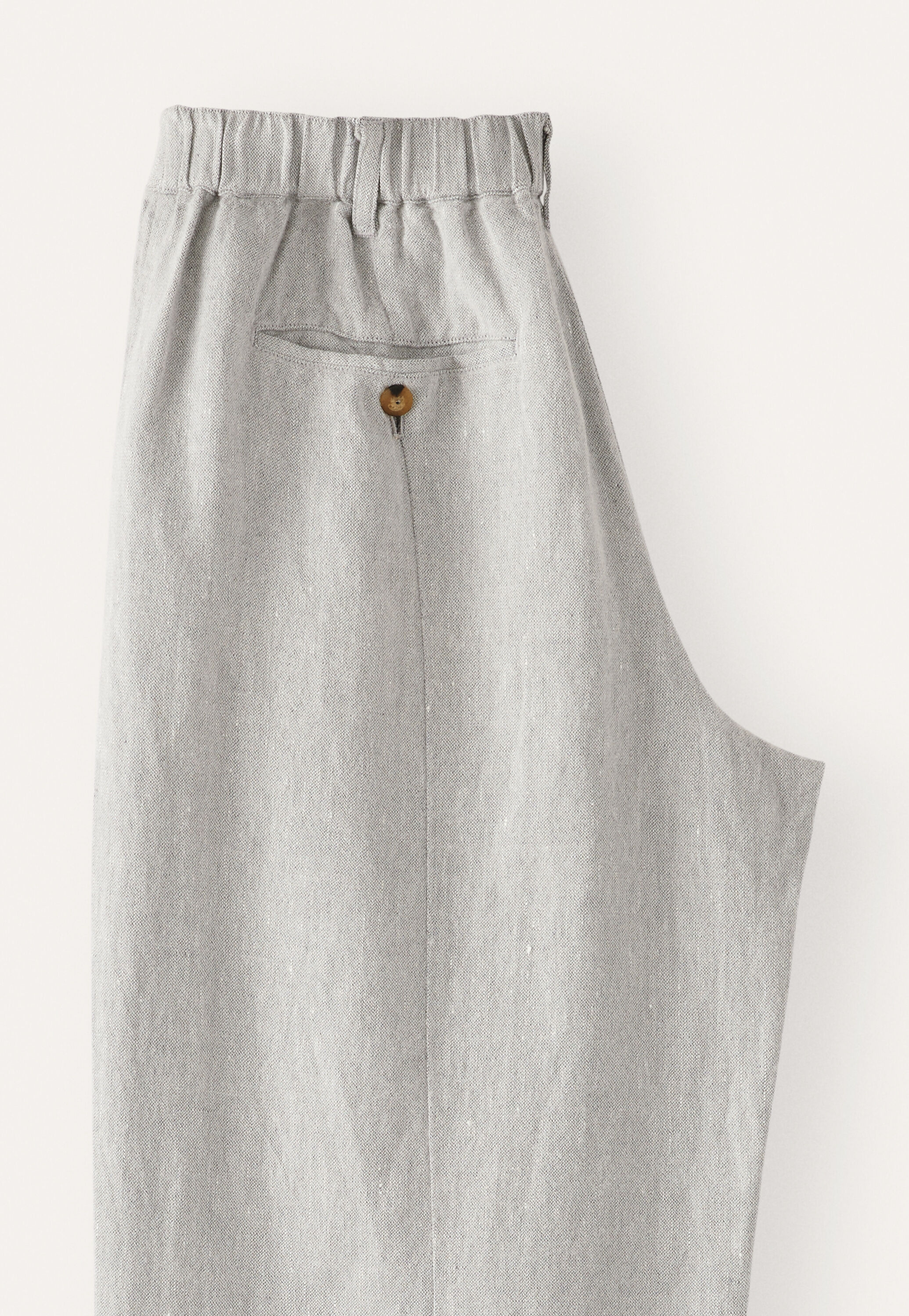 Cropped trousers