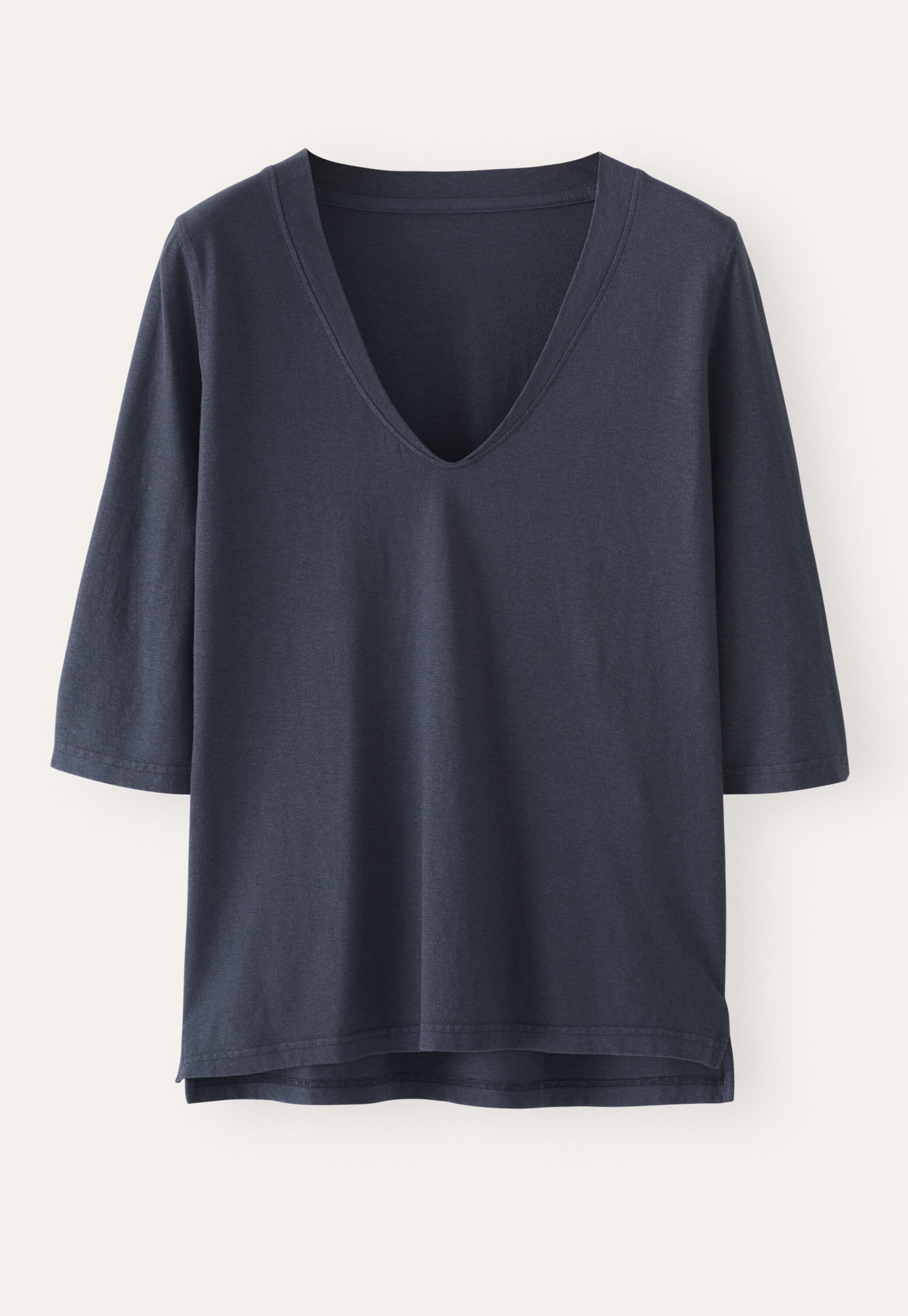 V-neck T-shirt