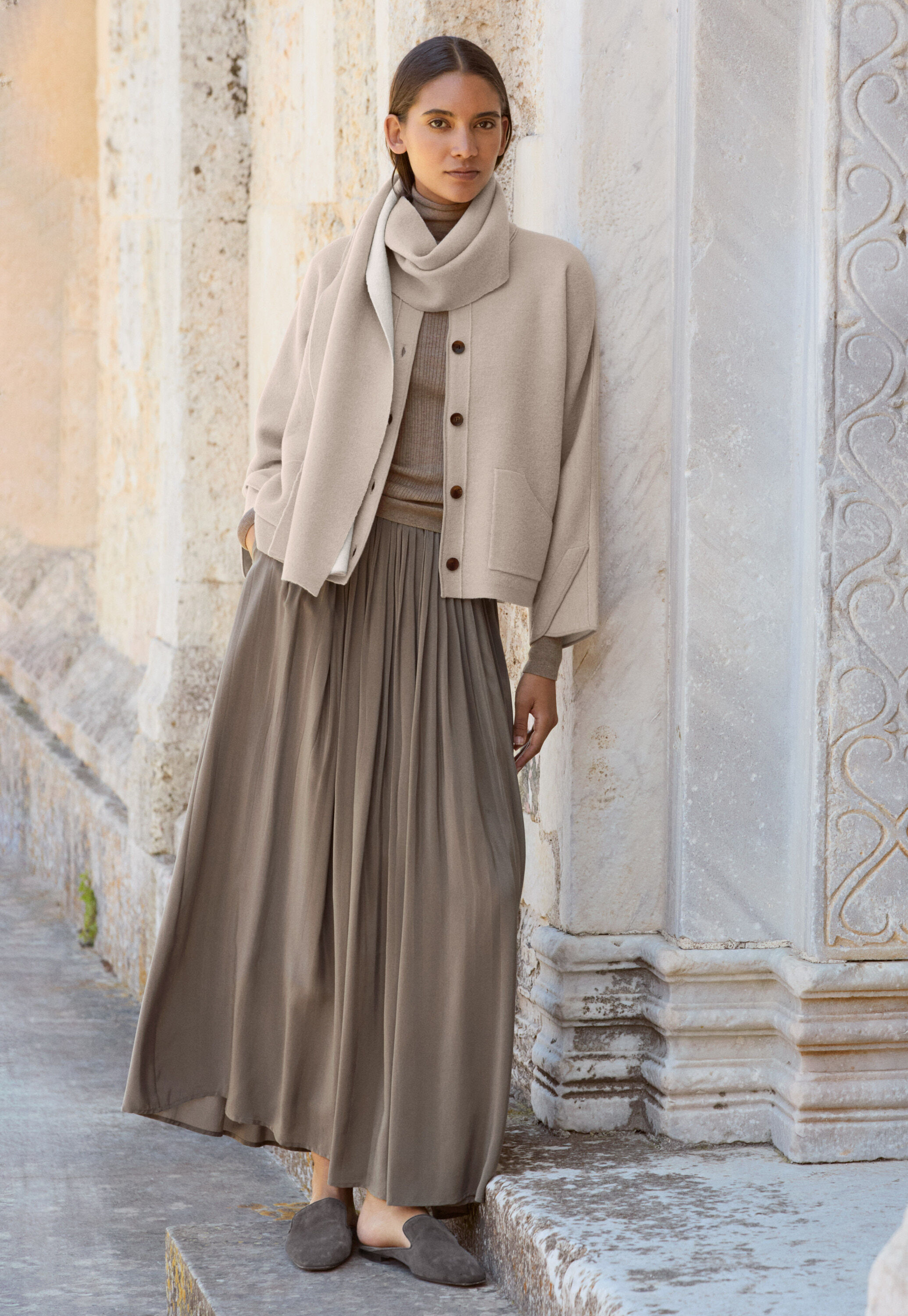 Long pleated skirt, Taupe grey, large