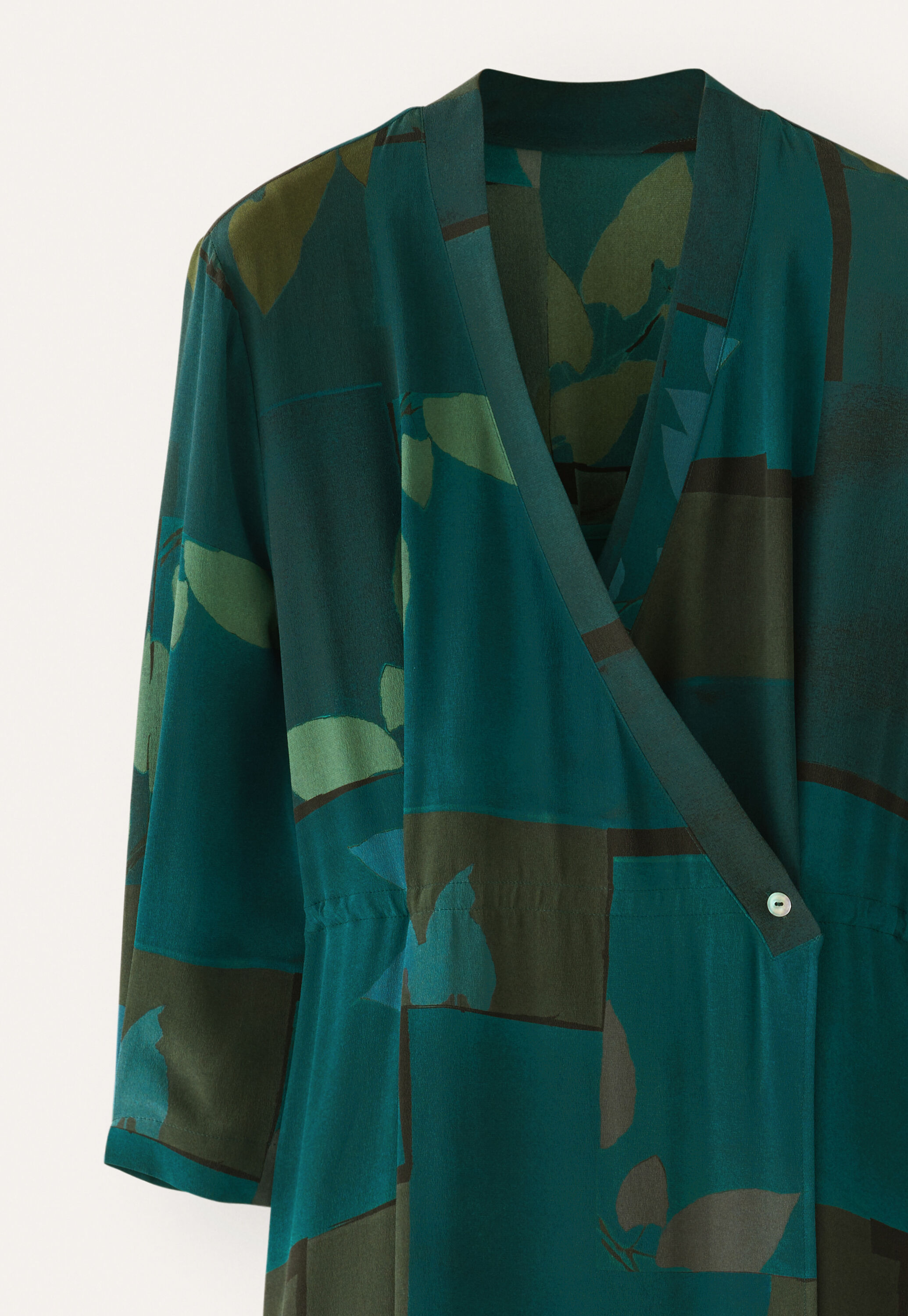 Printed wrap dress