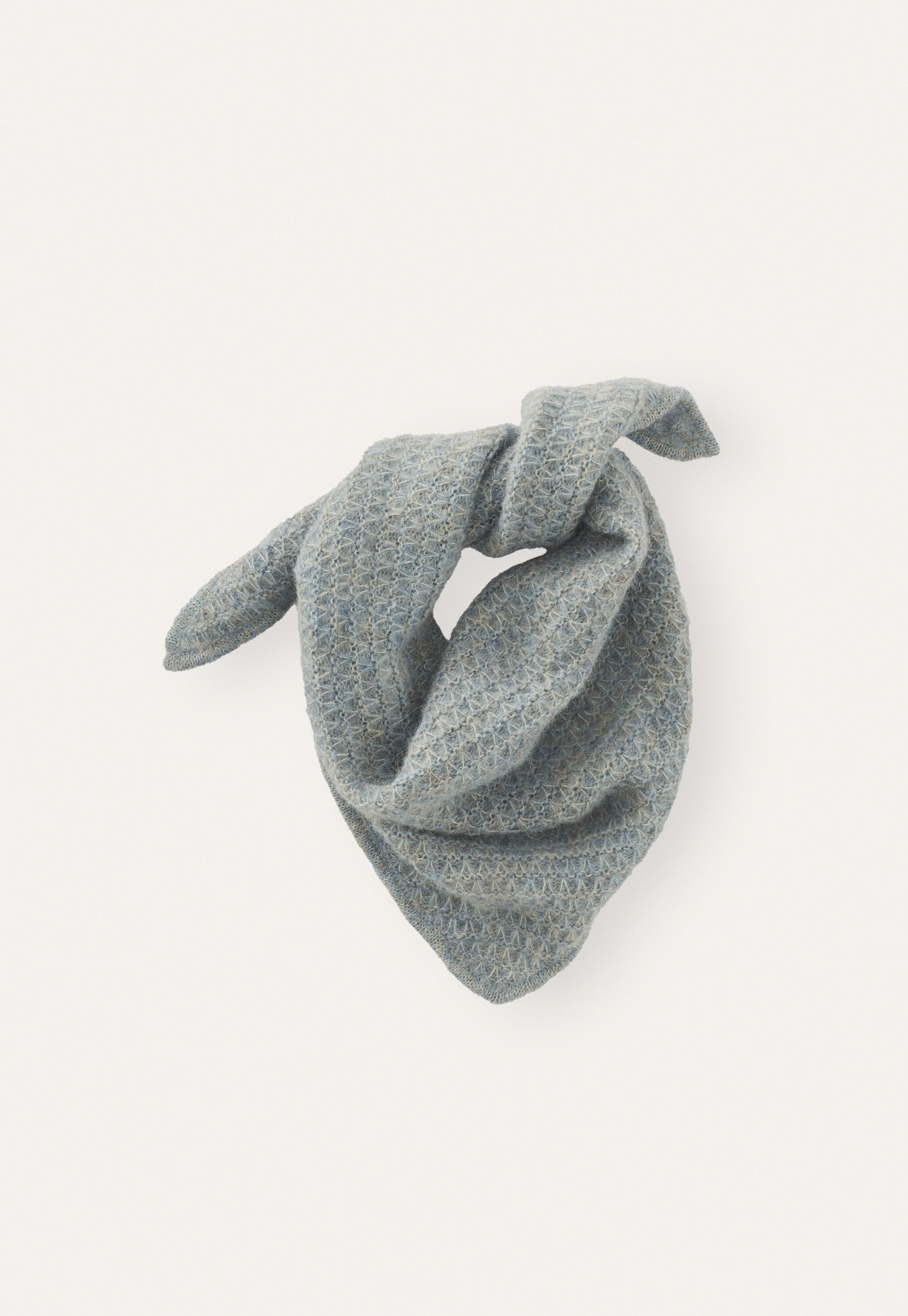 Triangle tuck-stitch scarf