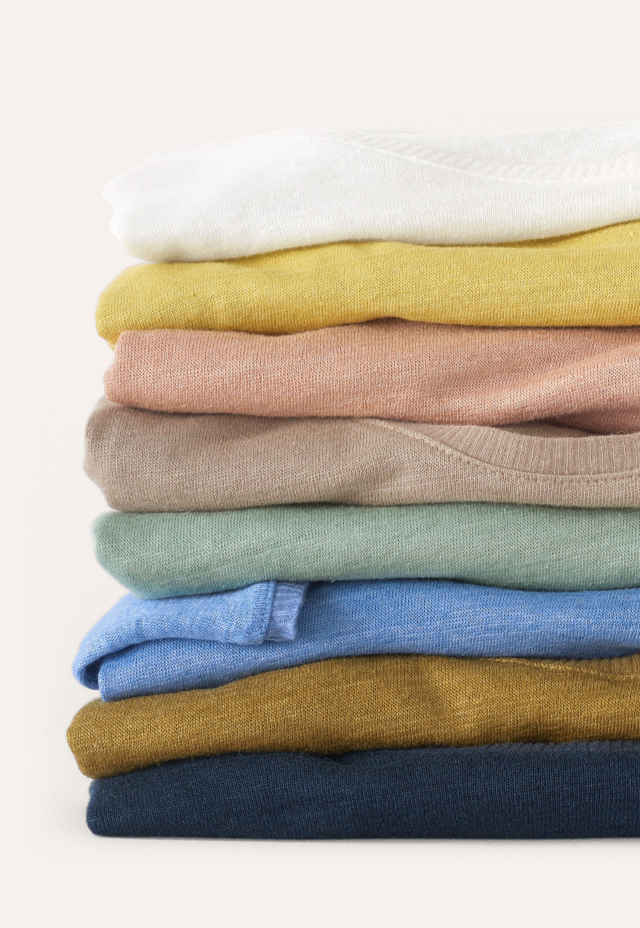 Funnel-neck top
