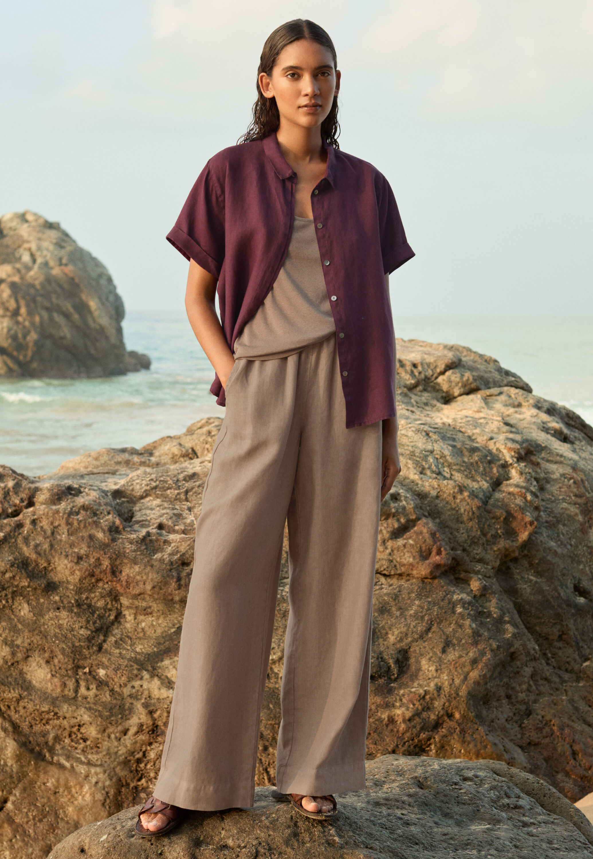 Wide-leg pull-on trousers