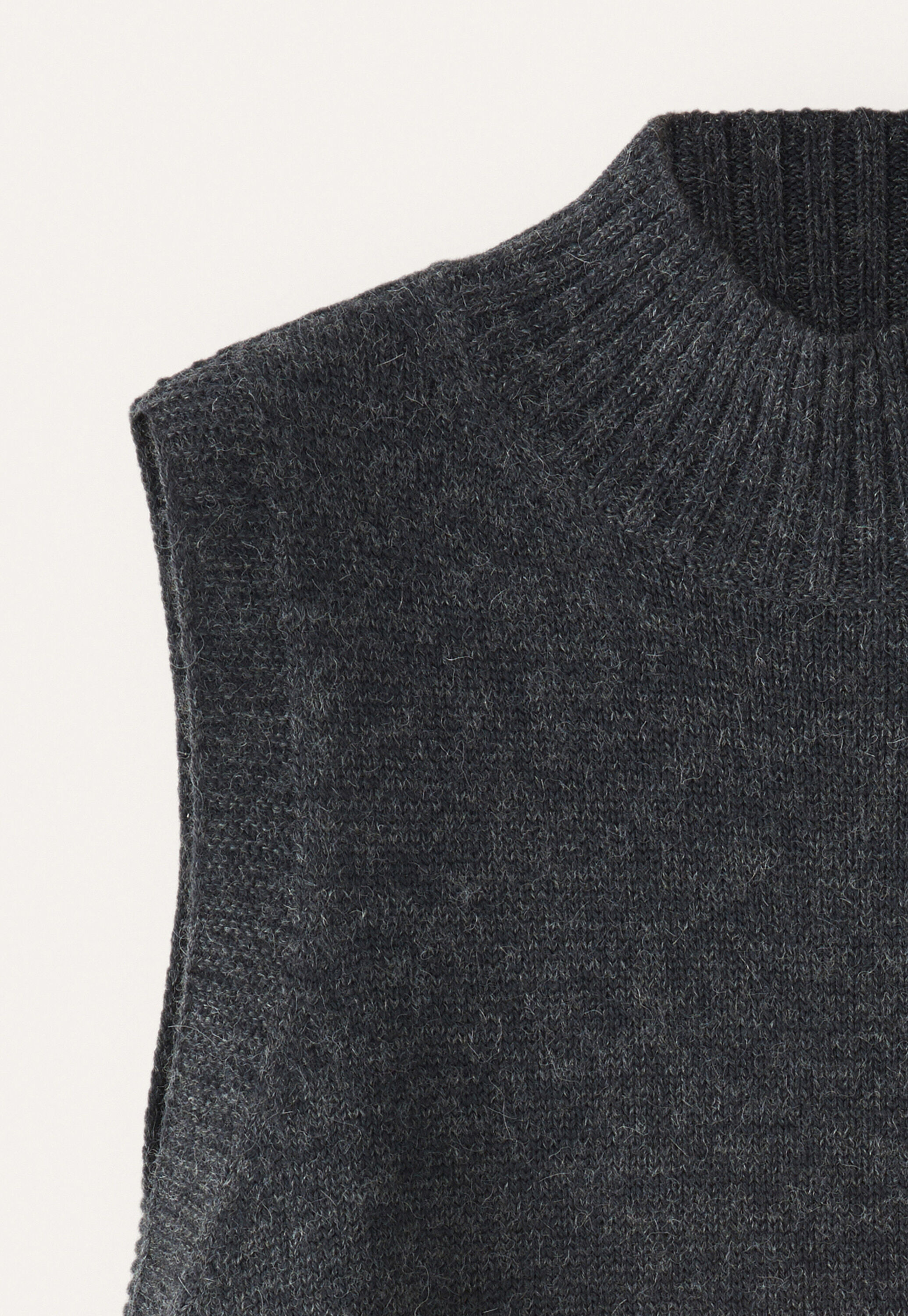 Sleeveless sweater