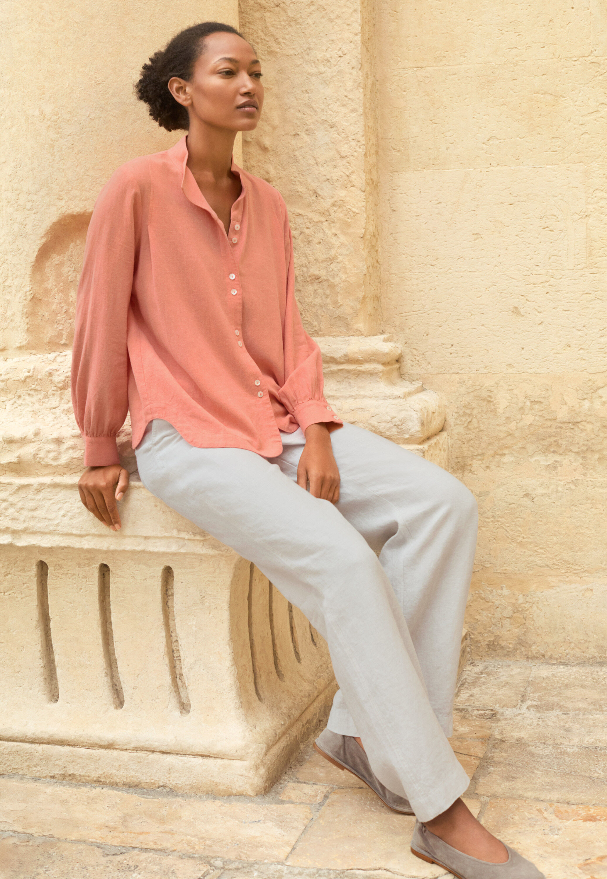 Straight-leg trousers