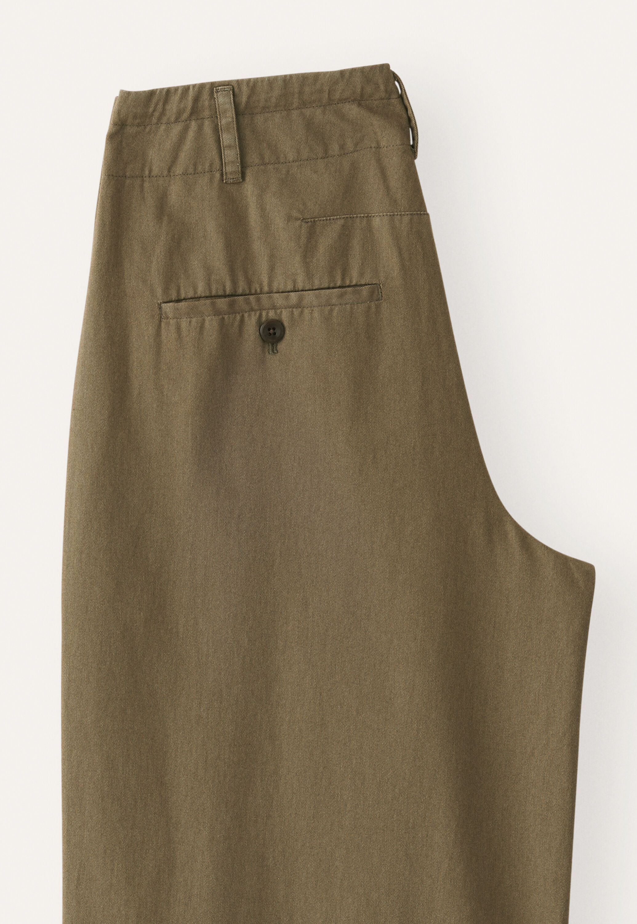 Pleat-front cropped trousers