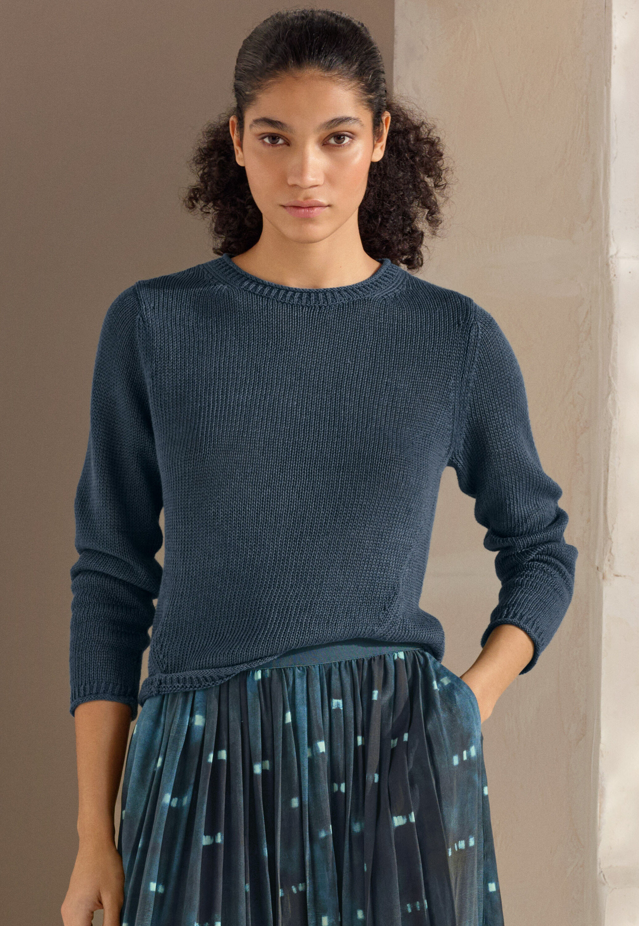 Long-sleeve sweater