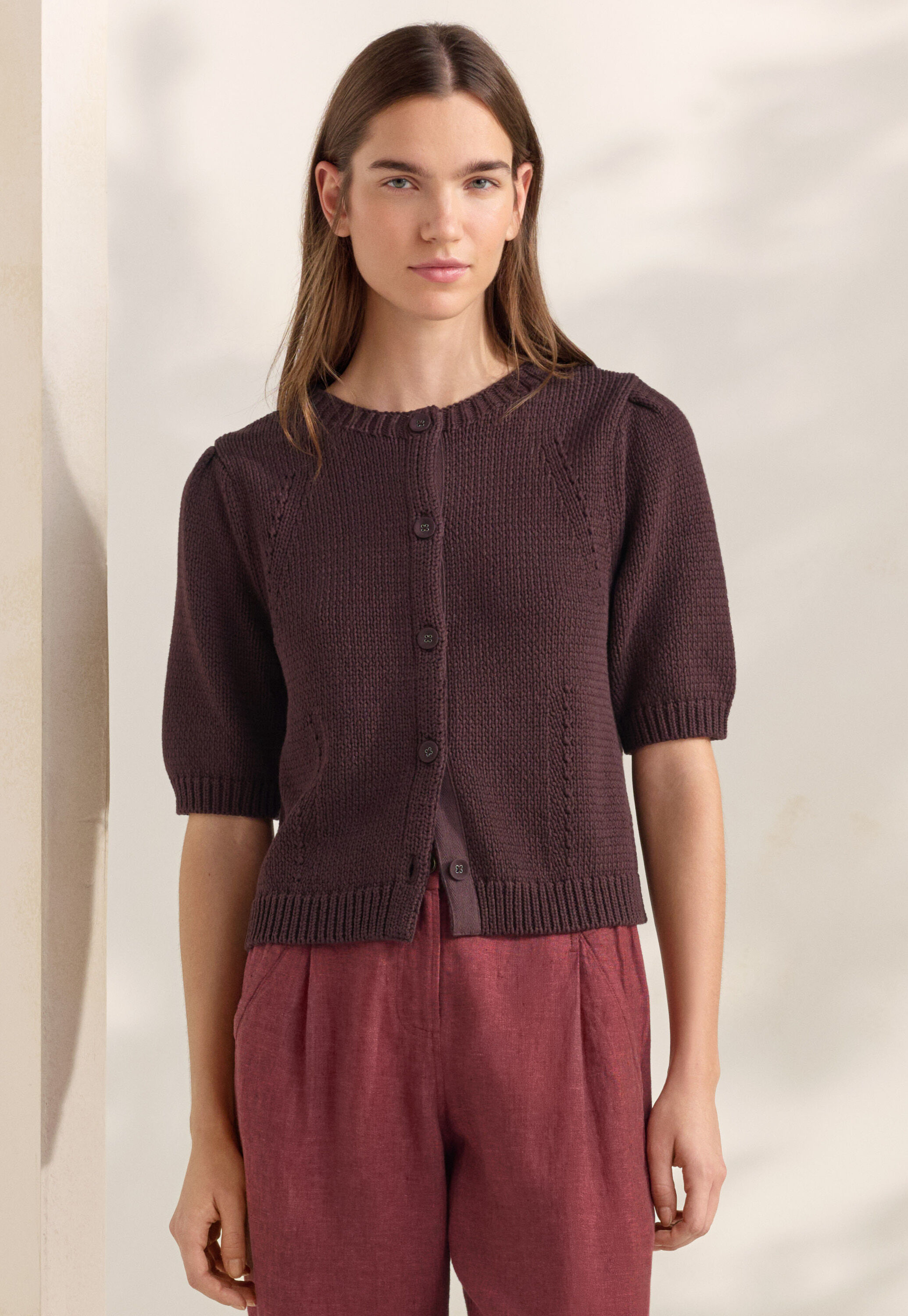 Short-sleeve cardigan