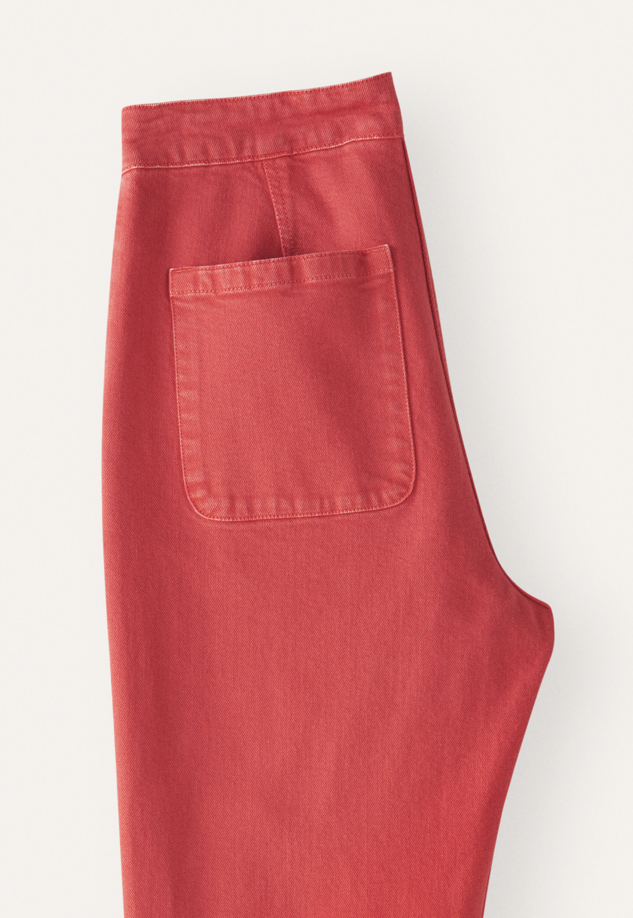 Slim-fit cropped trousers