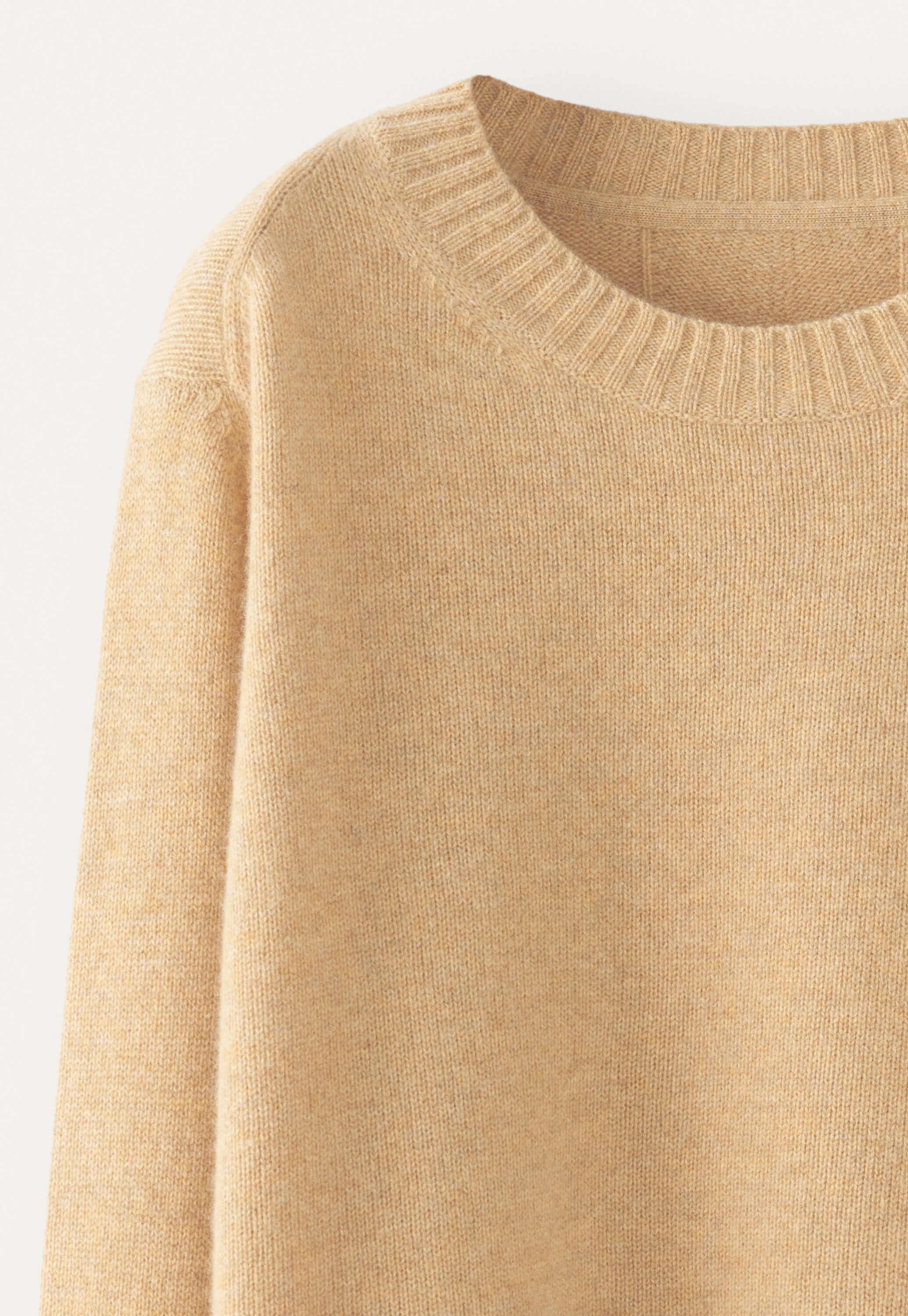 Round-neck sweater