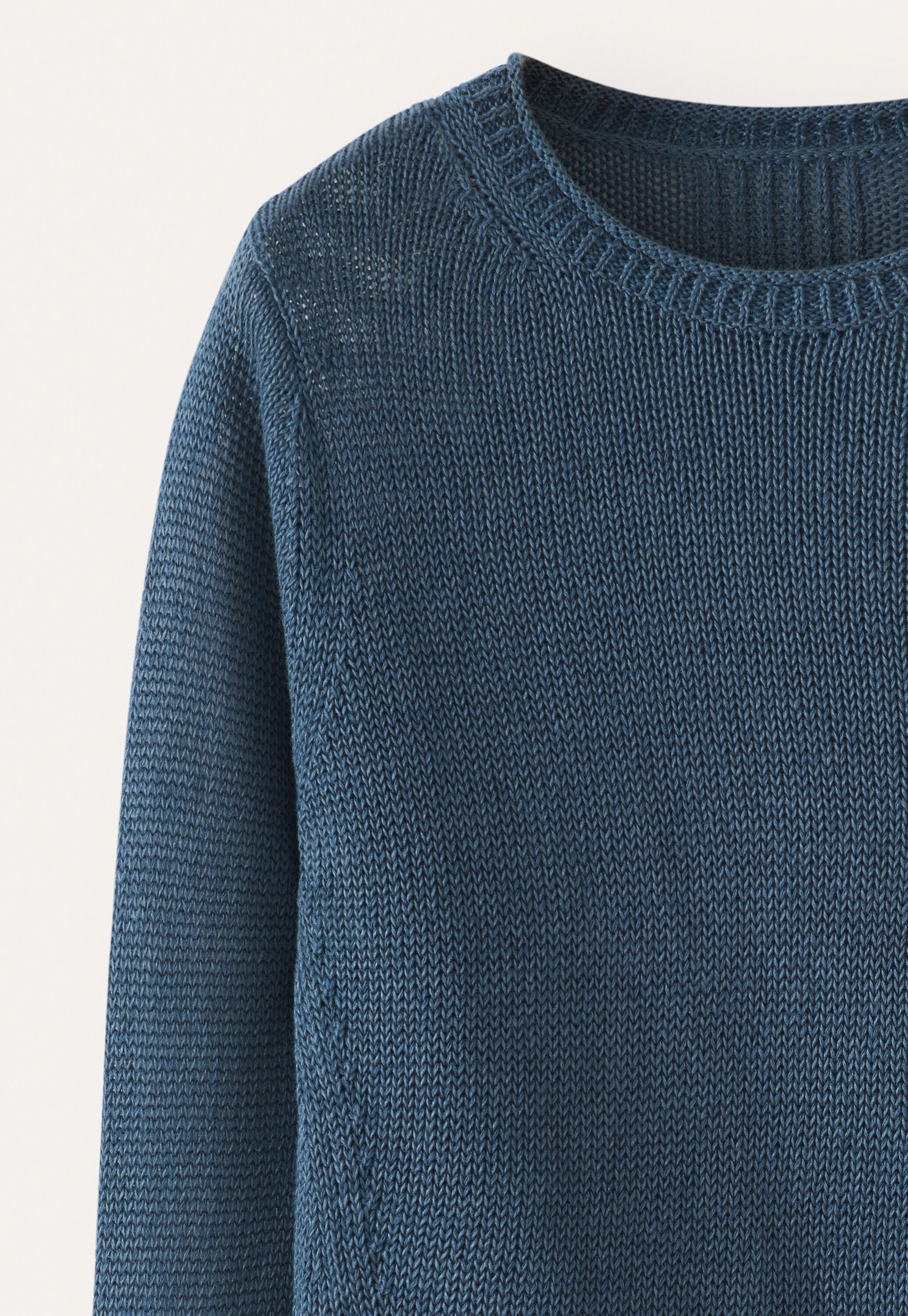 Long-sleeve sweater